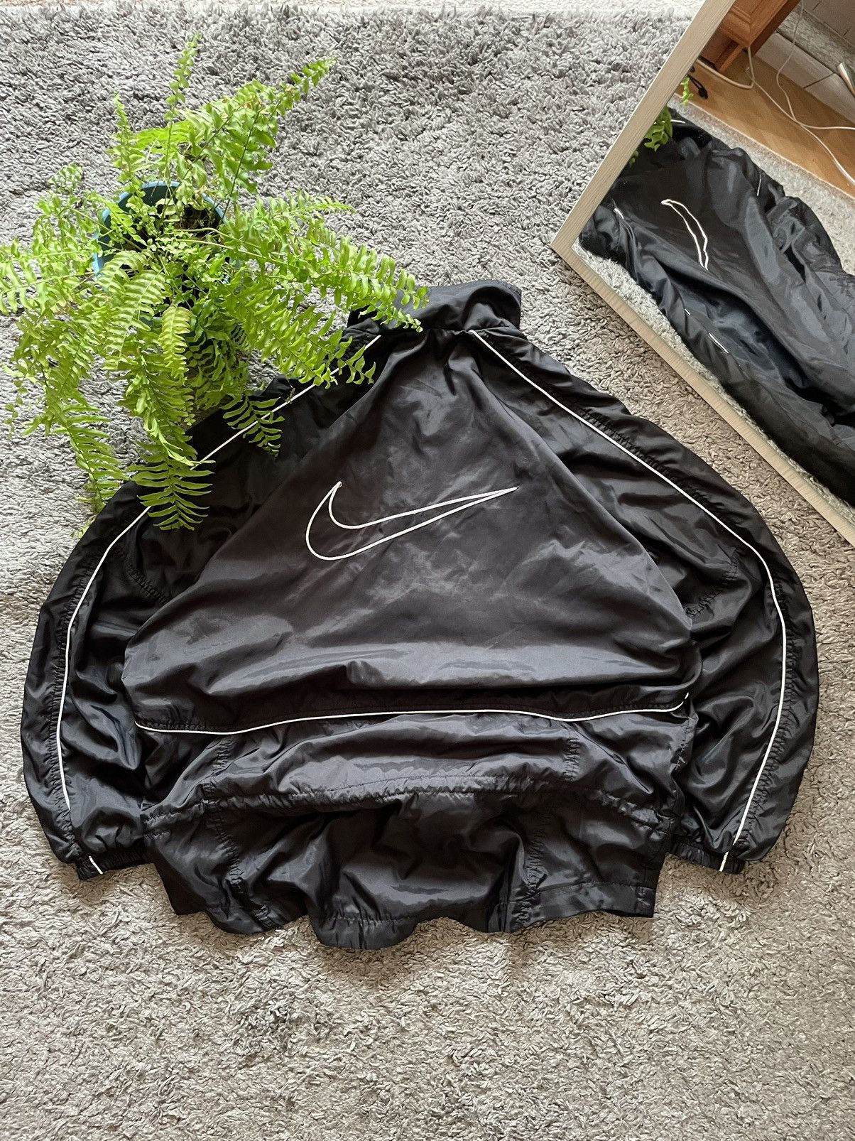 Nike × Vintage 90s Nike Vintage Light Jacket Streetwear Swoosh Logo Rare Size US L / EU 52-54 / 3 - 1 Thumbnail