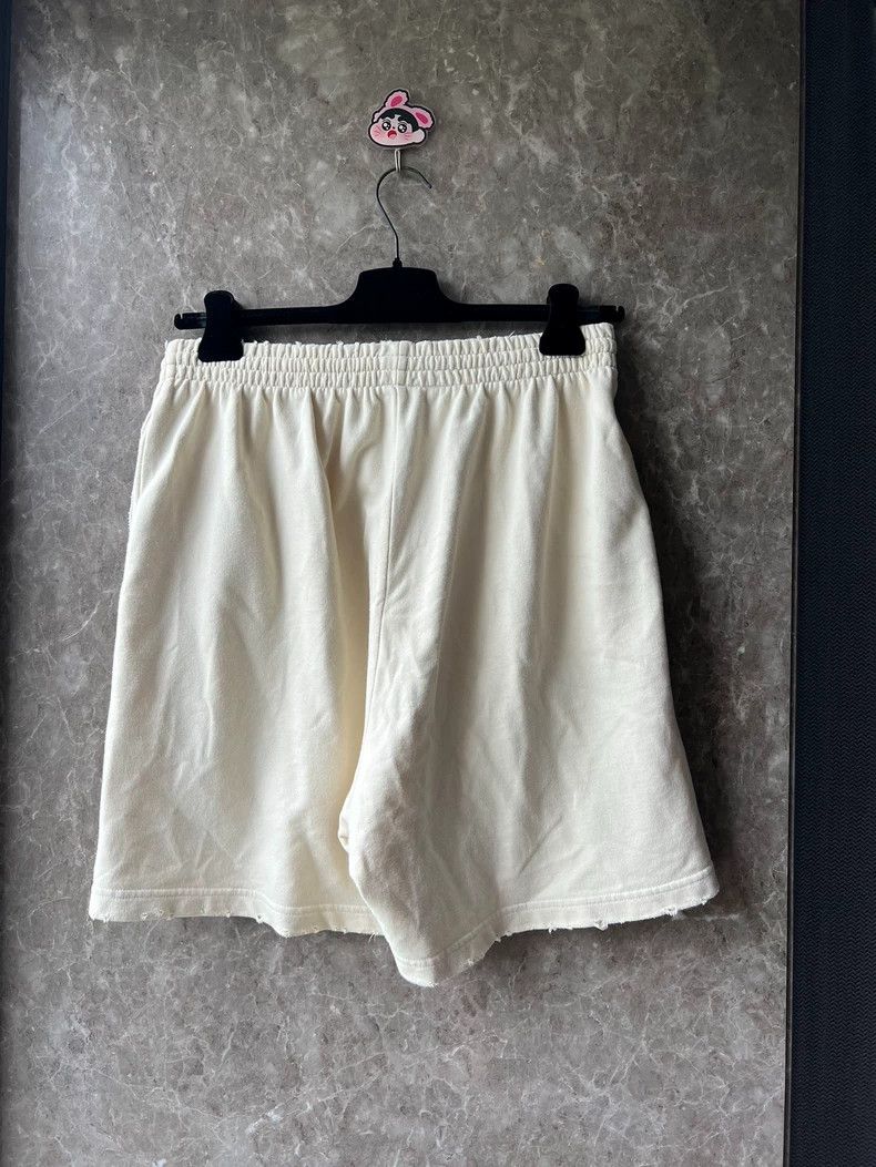 Balenciaga Balenciaga Distressed Lock Shorts XS - dmc Size US 26 / EU 42 - 1 Thumbnail
