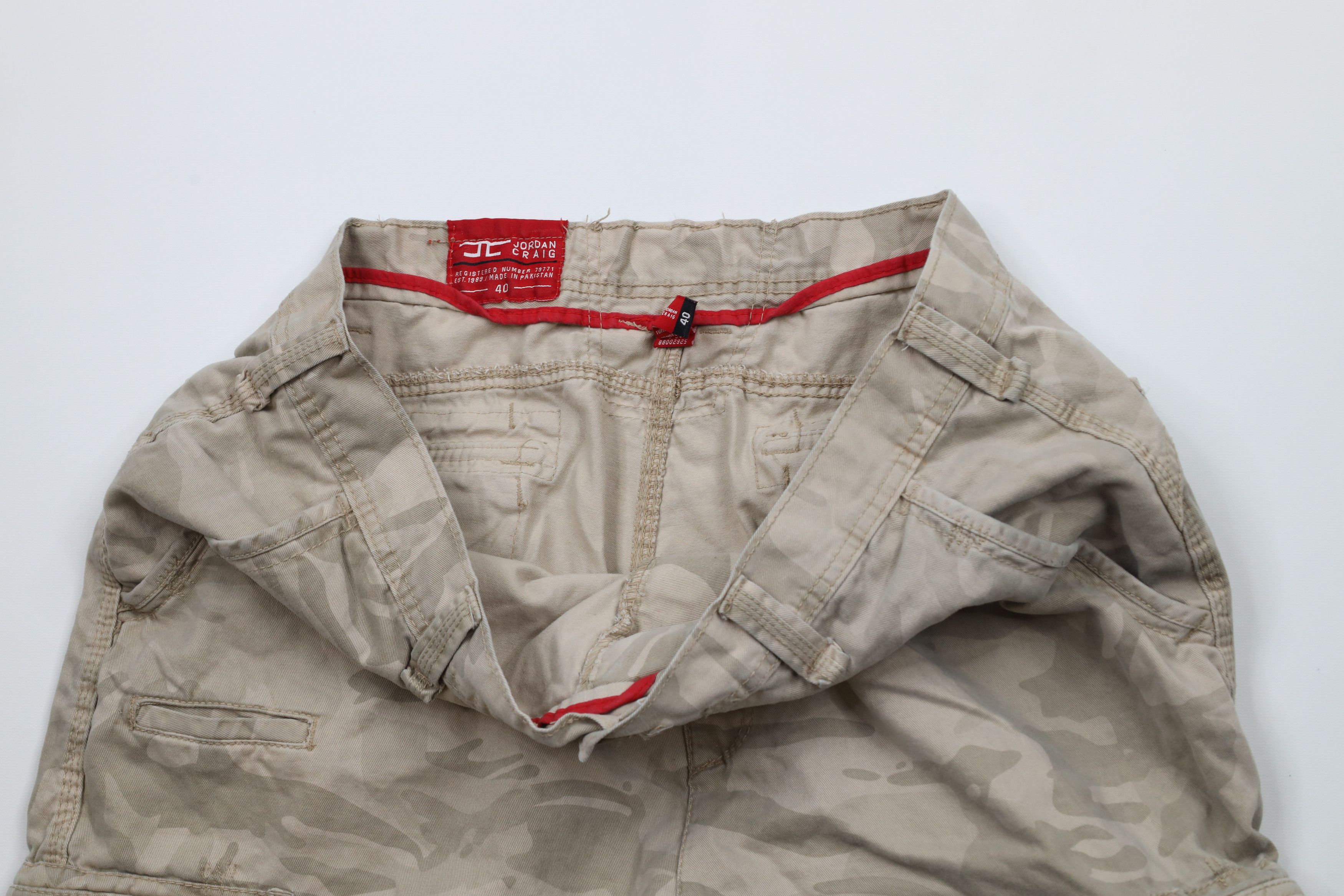 Vintage Vintage Streetwear Heavyweight Camouflage Cargo Shorts Size US 40 / EU 56 - 7 Thumbnail