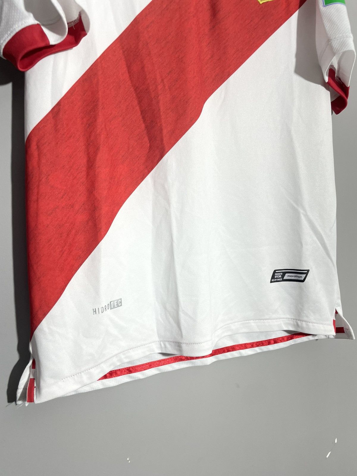 Vintage Peru World Cup Marathon Soccer jersey size M Size US M / EU 48-50 / 2 - 3 Thumbnail