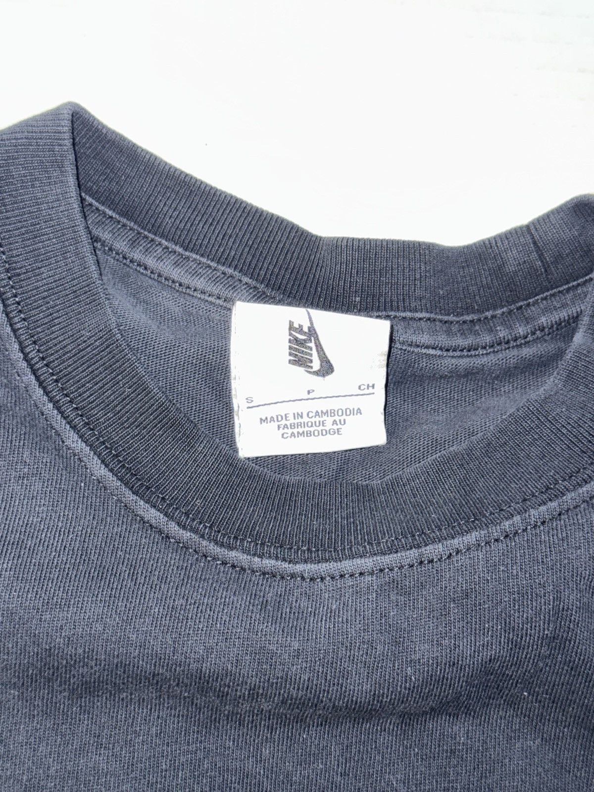 Nike Nike Center / Mini Swoosh T-Shirts size Small Size US S / EU 44-46 / 1 - 4 Thumbnail