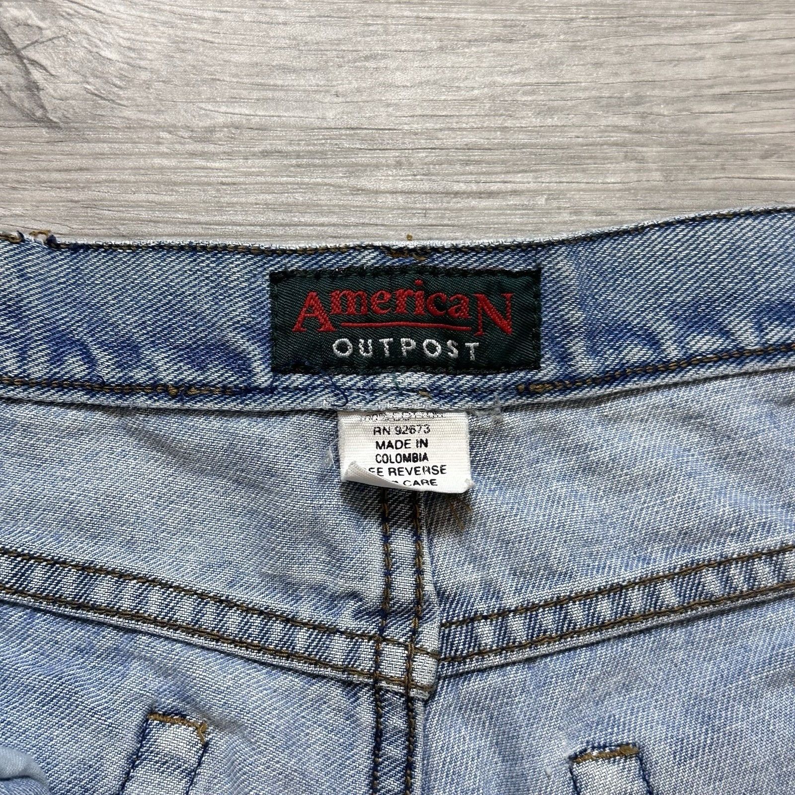 Vintage Vintage 90s American Outpost Jean Denim Shorts Jorts Sz 36 Size US 36 / EU 52 - 7 Thumbnail