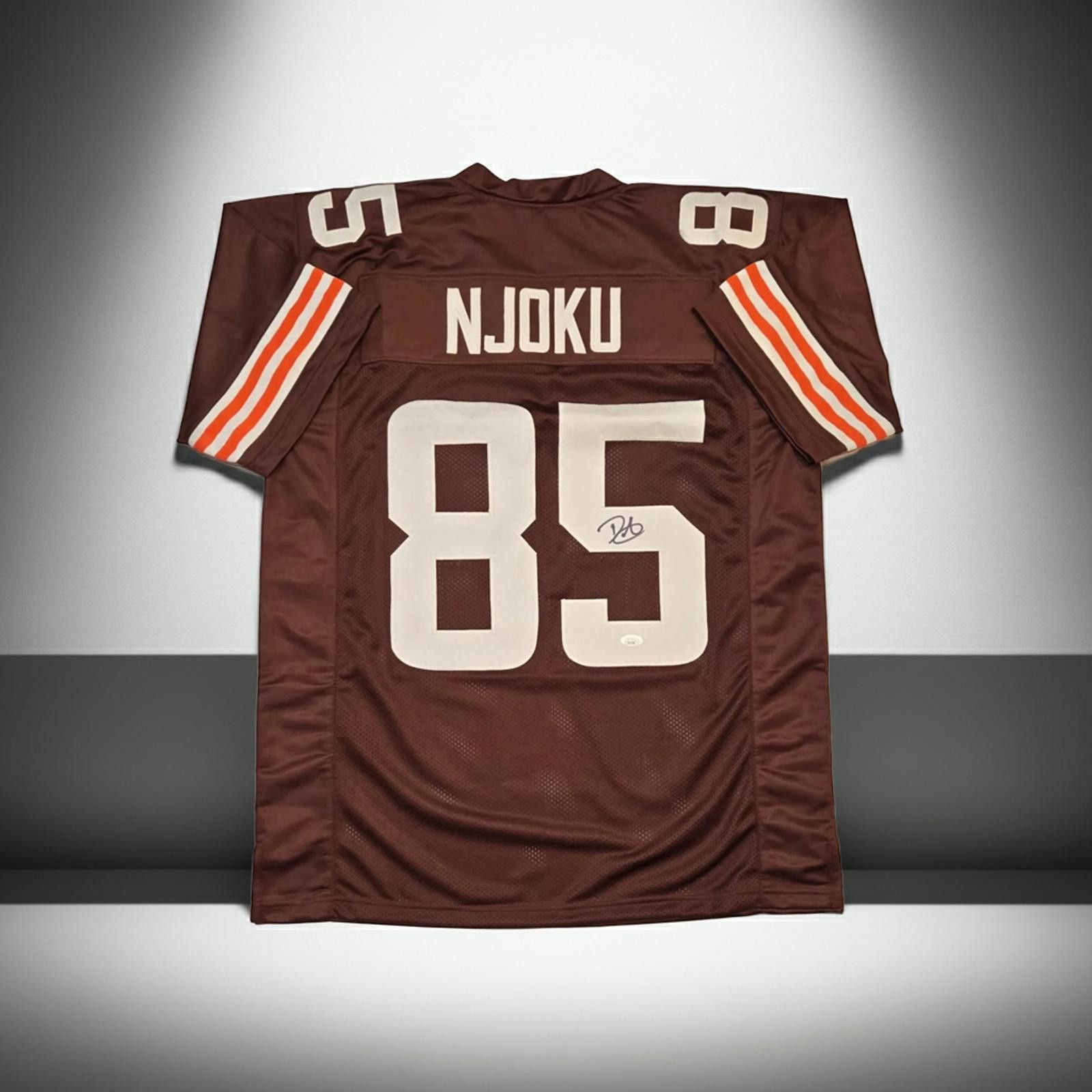 Other David Njoku Cleveland Browns signed jersey JSA COA (XL) Size ONE SIZE - 1 Thumbnail