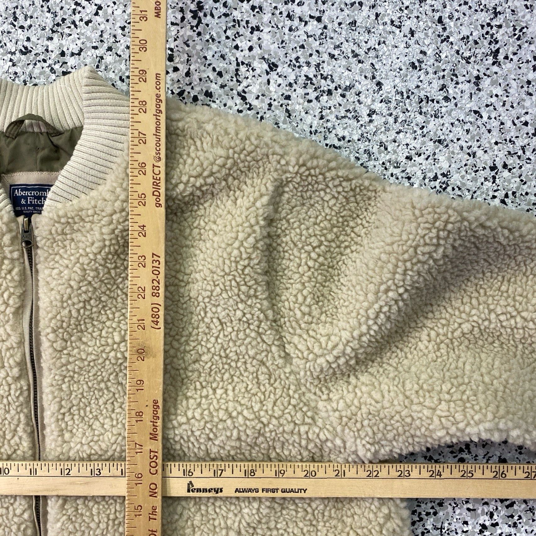 Abercrombie & Fitch Abercrombie & Fitch Sherpa Teddy Zip Brown Deep Pile Fleece Pullover Mens XL NWT Size US XL / EU 56 / 4 - 4 Thumbnail