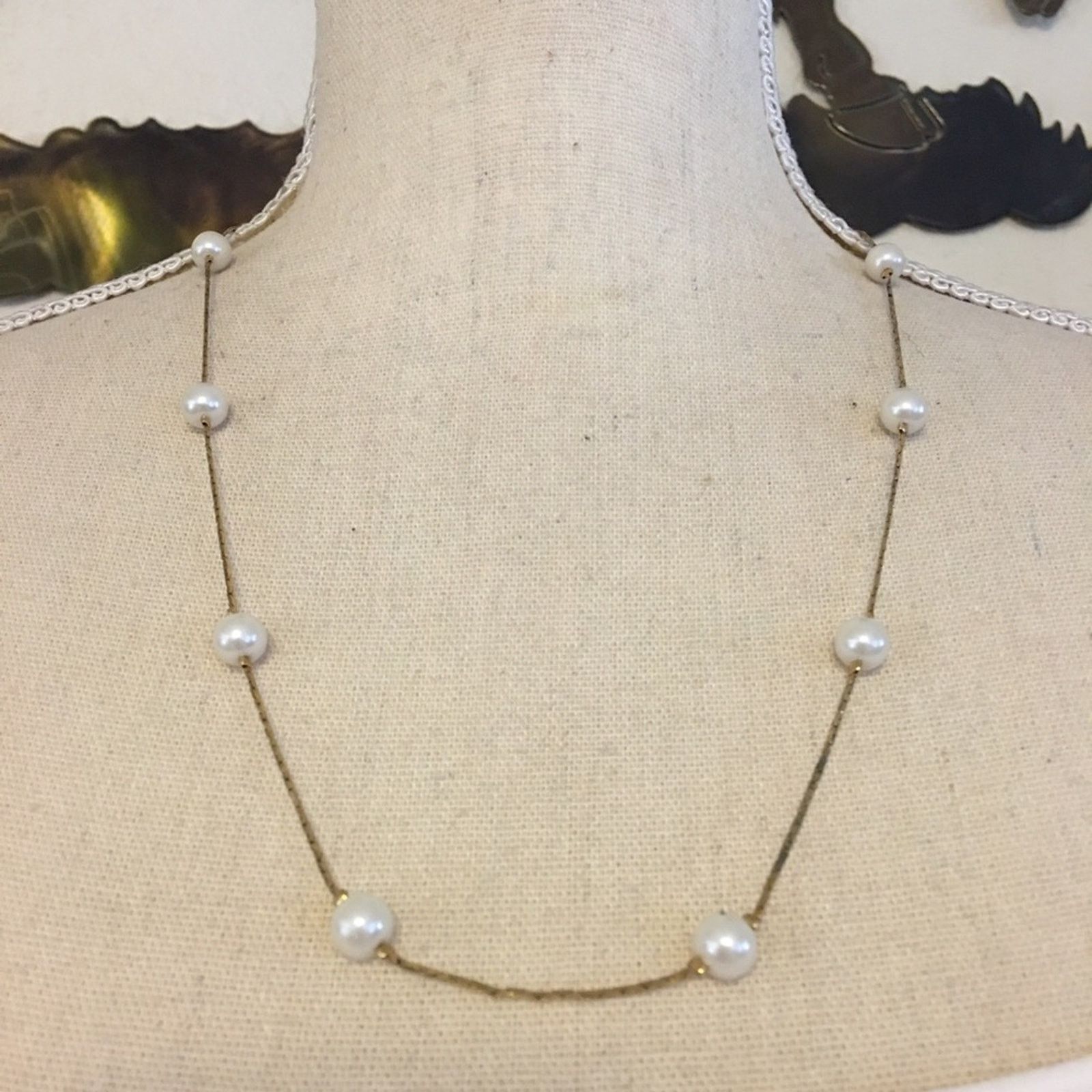 Jewelry Vintage gold tone box chain with pearls necklace Size ONE SIZE - 1 Thumbnail