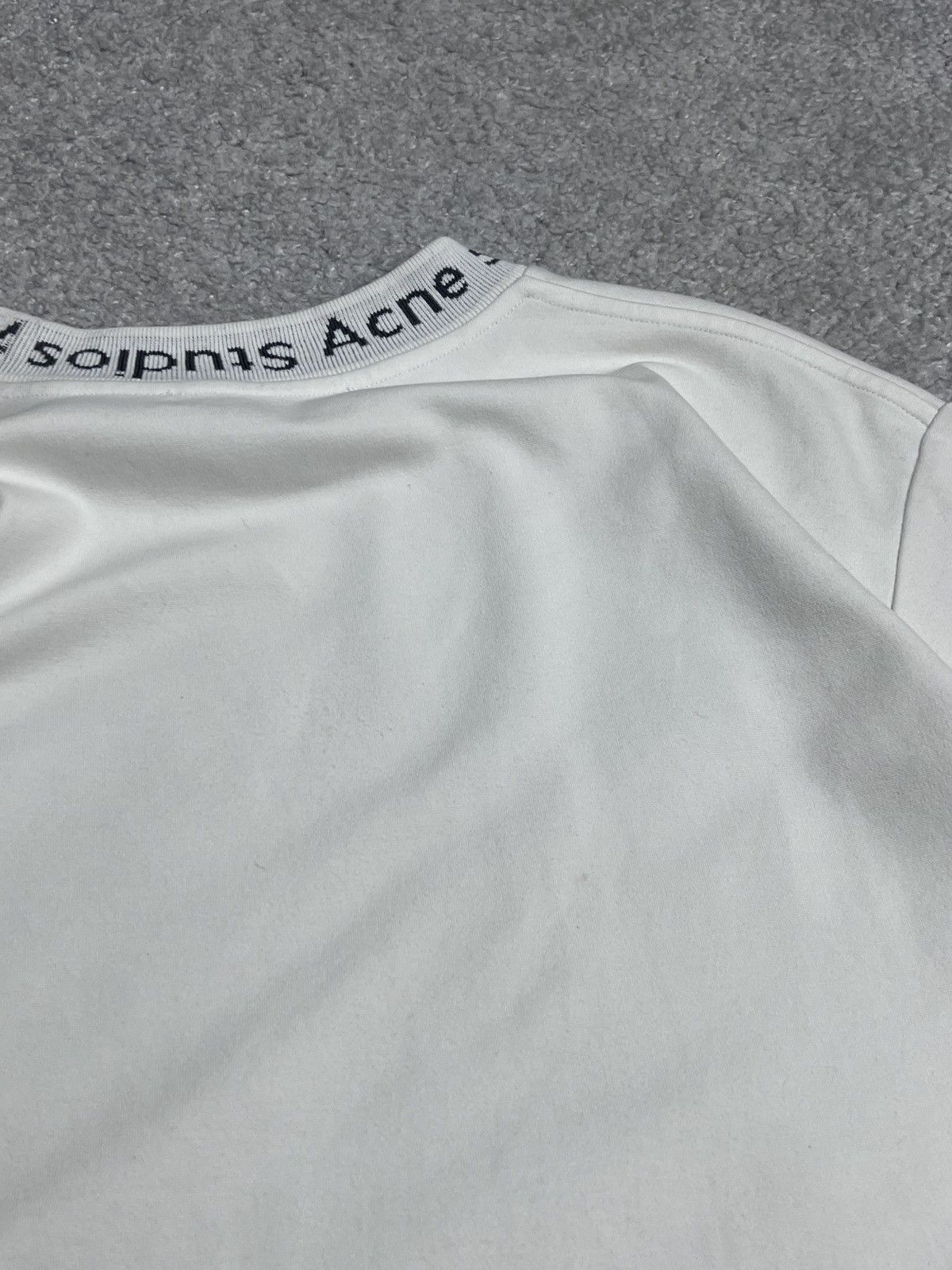 Acne Studios Acne Studios Navid Neck Logo White T Shirt Size M Size US M / EU 48-50 / 2 - 8 Thumbnail