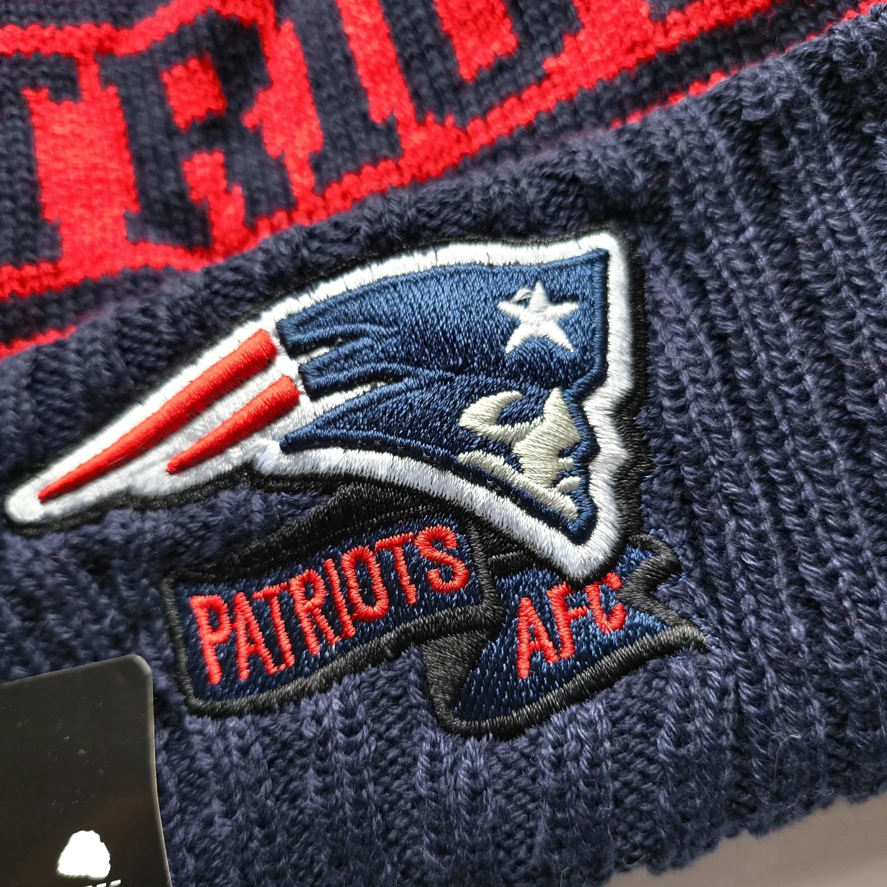 Other NWT New England Patriots Sports Pom Beanie Fleece Unisex Size ONE SIZE - 2 Thumbnail