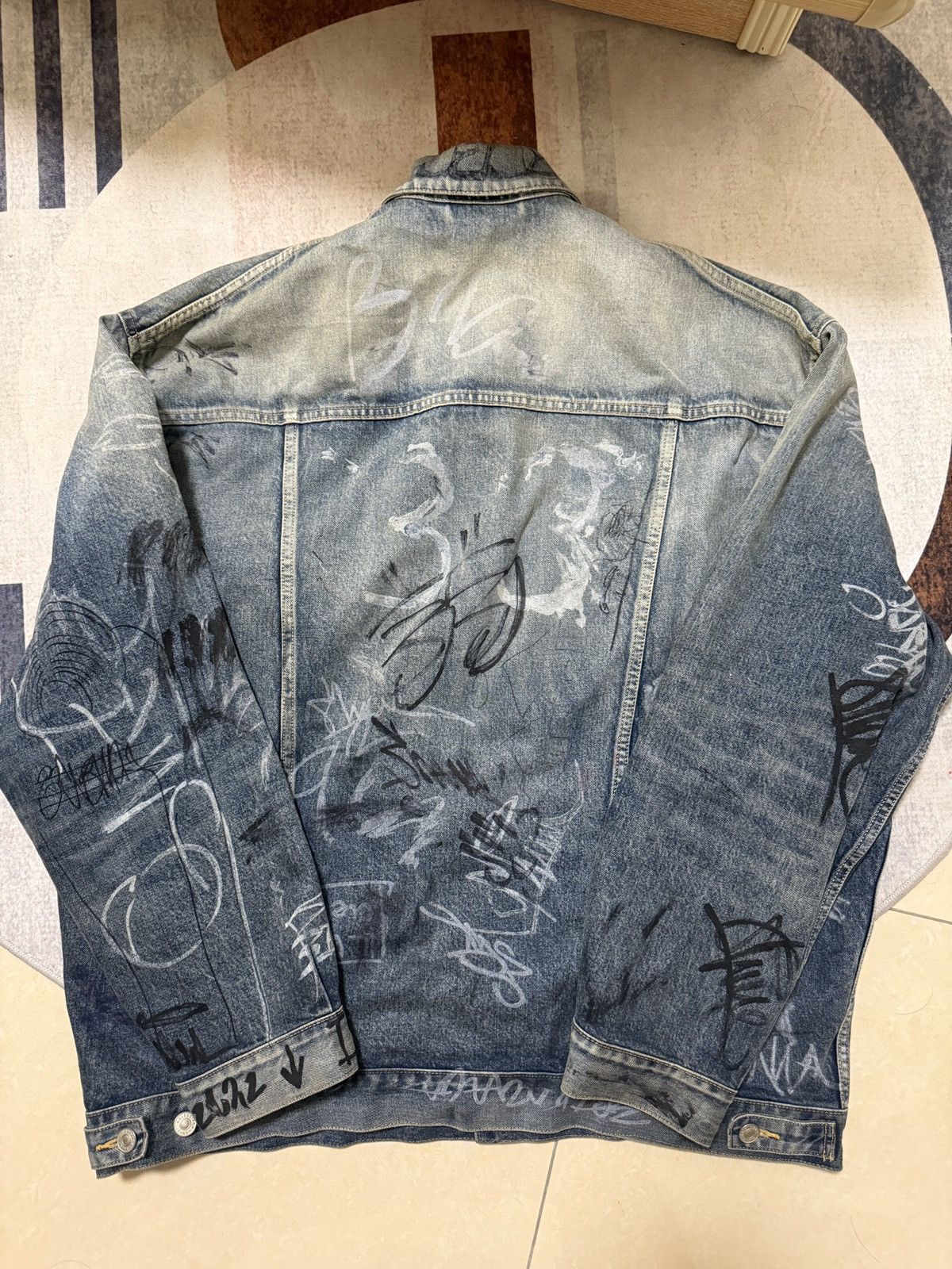 Balenciaga Balenciaga Graffiti Japanese Denim Jacket Size US L / EU 52-54 / 3 - 2 Thumbnail