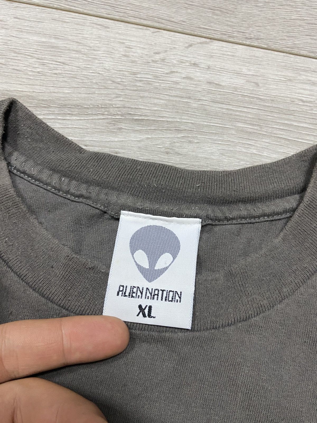 Vintage Alien Nation UFO bomb tee fun humor USA tee t-shirt Size US XL / EU 56 / 4 - 5 Thumbnail