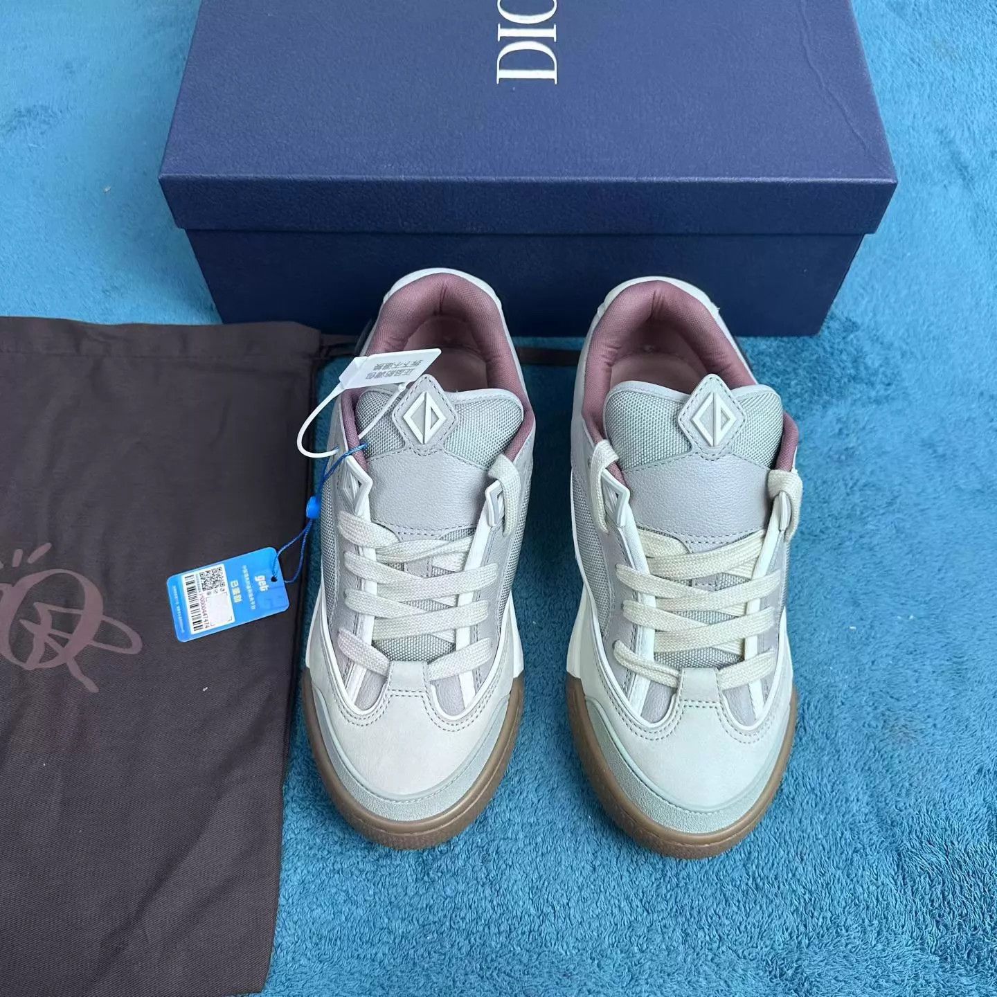 Dior Cactus Jack x Dior B713 Bread Shoe Teal EUR 41 Size US 8 / EU 41 - 1 Thumbnail