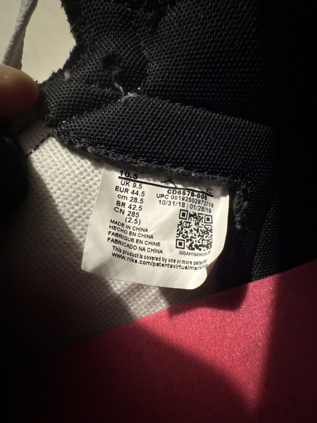 Nike NIKE SB AIR JORDAN 1 HIGH OG PINK Size US 10.5 / EU 43-44 - 7 Thumbnail