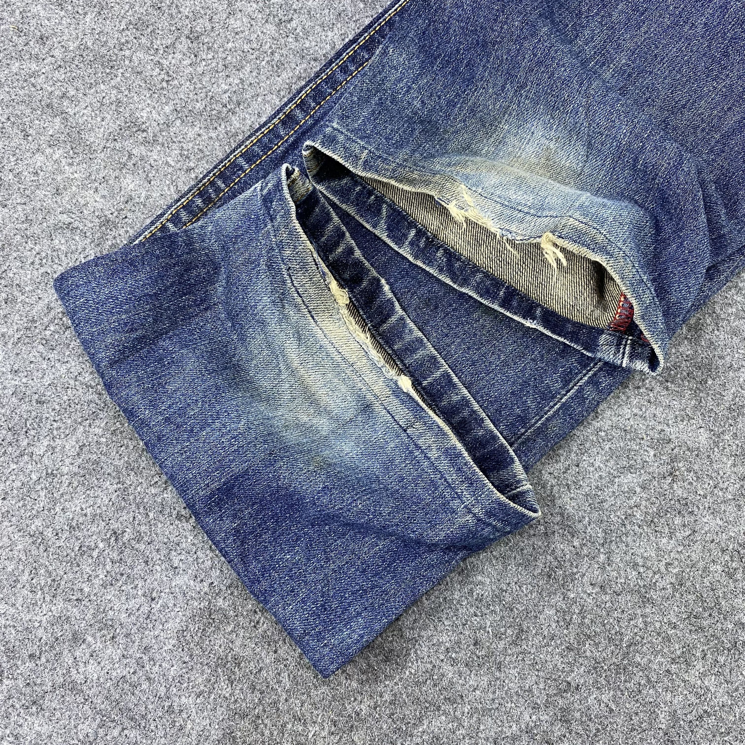 Edwin × Jean × Vintage Vintage Edwin EX404 Distressed Blue Wash Jeans - J1156 Size US 32 / EU 48 - 13 Thumbnail