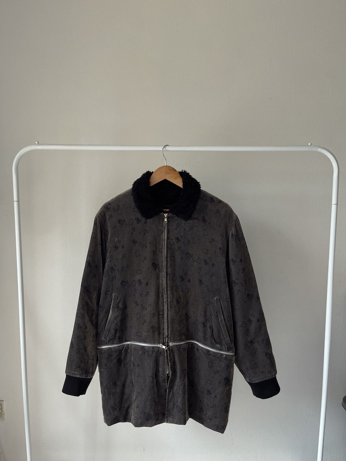 Jun Takahashi F/W2002 Undercover ‘Witch Cell Division’ Cross Bear Jacket Size US M / EU 48-50 / 2 - 6 Thumbnail