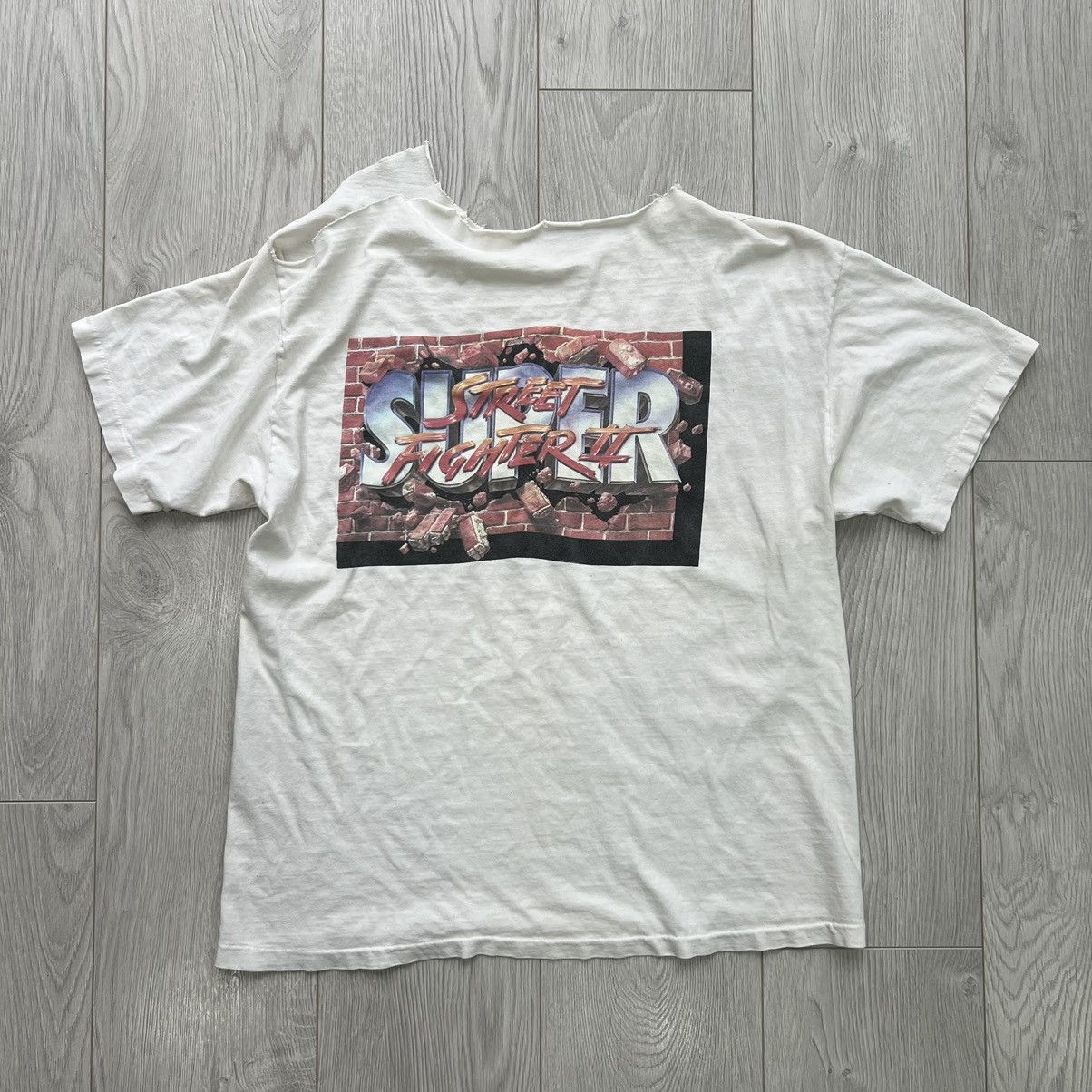 Vintage Vintage Capcom Street Fighter Thrashed Tee Shirt Game Size US L / EU 52-54 / 3 - 1 Thumbnail