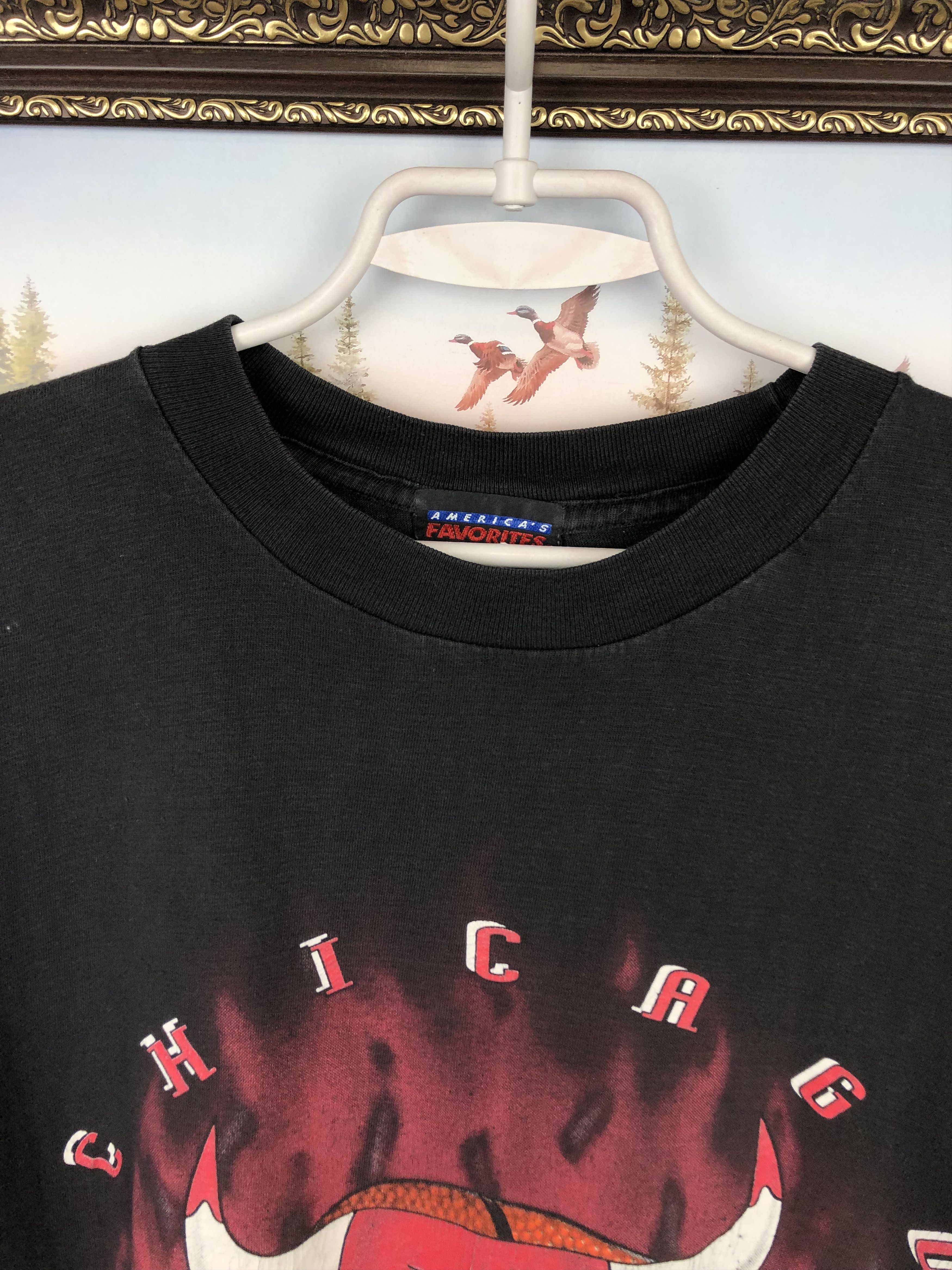 NBA Vintage NBA Chicago Bulls Shirt Over Print Jersey Tee Black Size US L / EU 52-54 / 3 - 5 Thumbnail