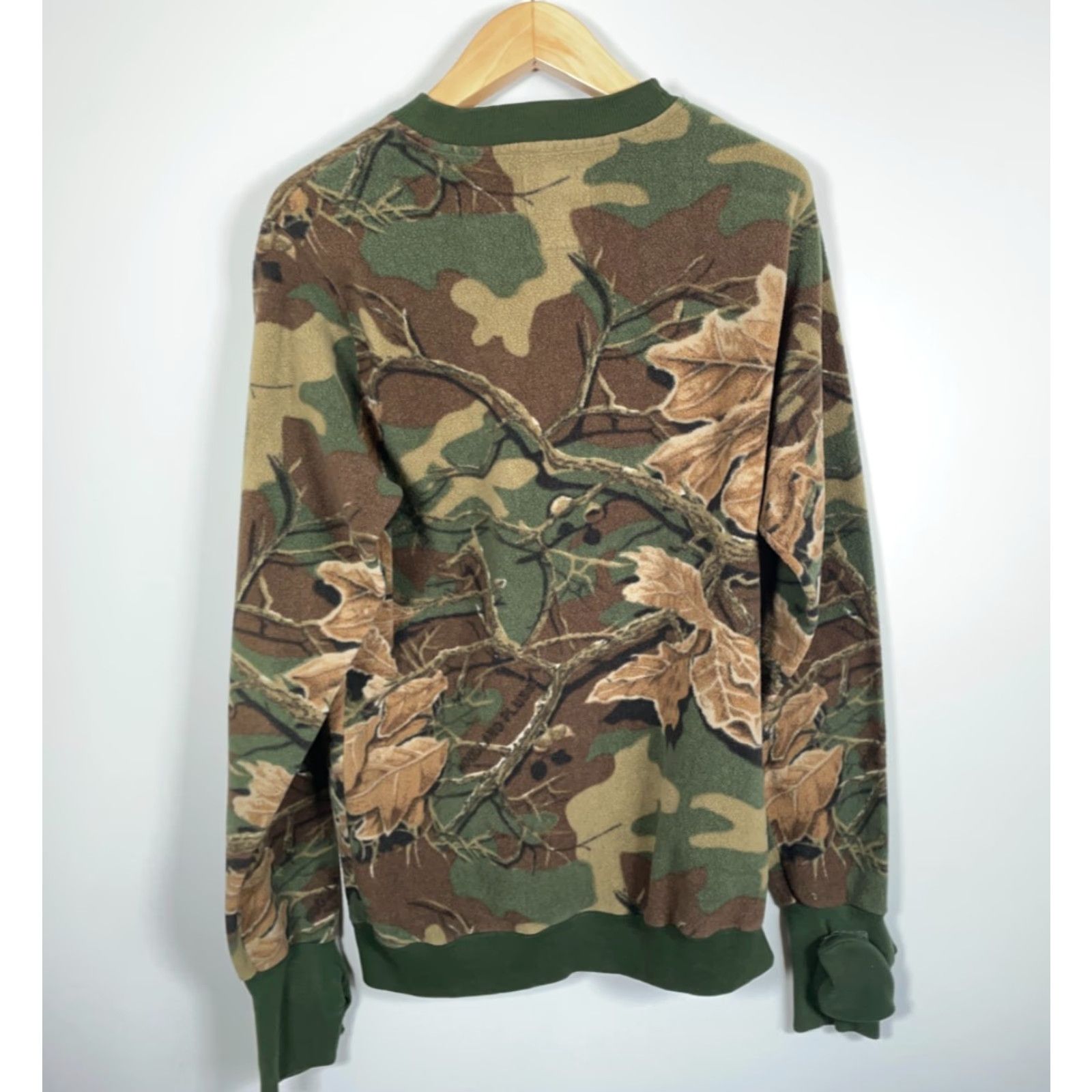 Vintage VINTAGE Northwest Territory Sweatshirt Camouflage Fleece Crew Neck Adult Large Green Mitten Sleeve Cuffs Pockets Logo Heavyweight Regular Mens Size US L / EU 52-54 / 3 - 2 Thumbnail