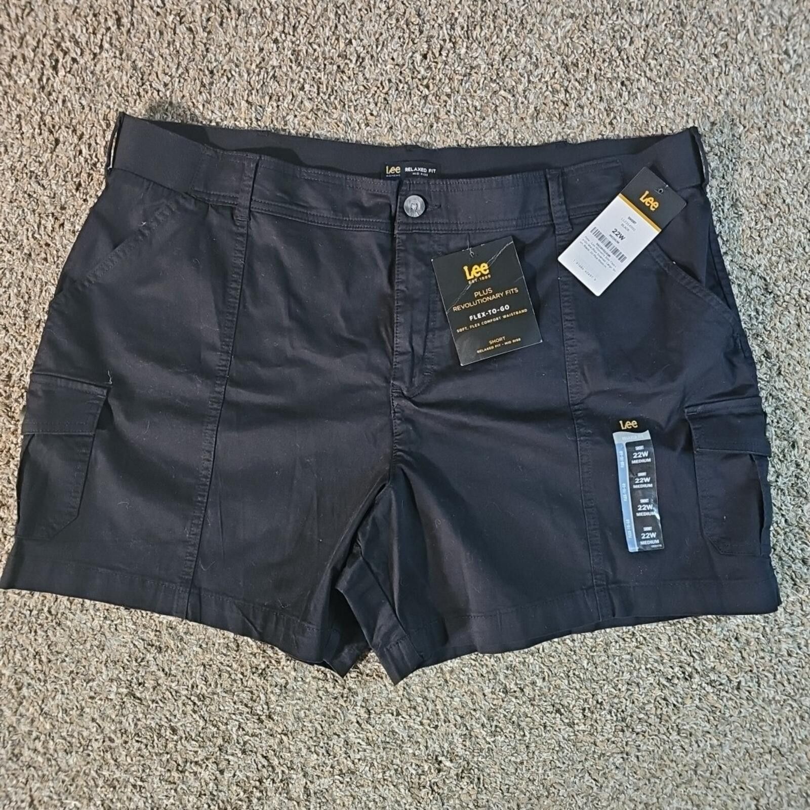 Lee Lee Relaxed Fit Midrise Plus 22W Medium Black Shorts NWT Size 42" / US 20 - 1 Thumbnail