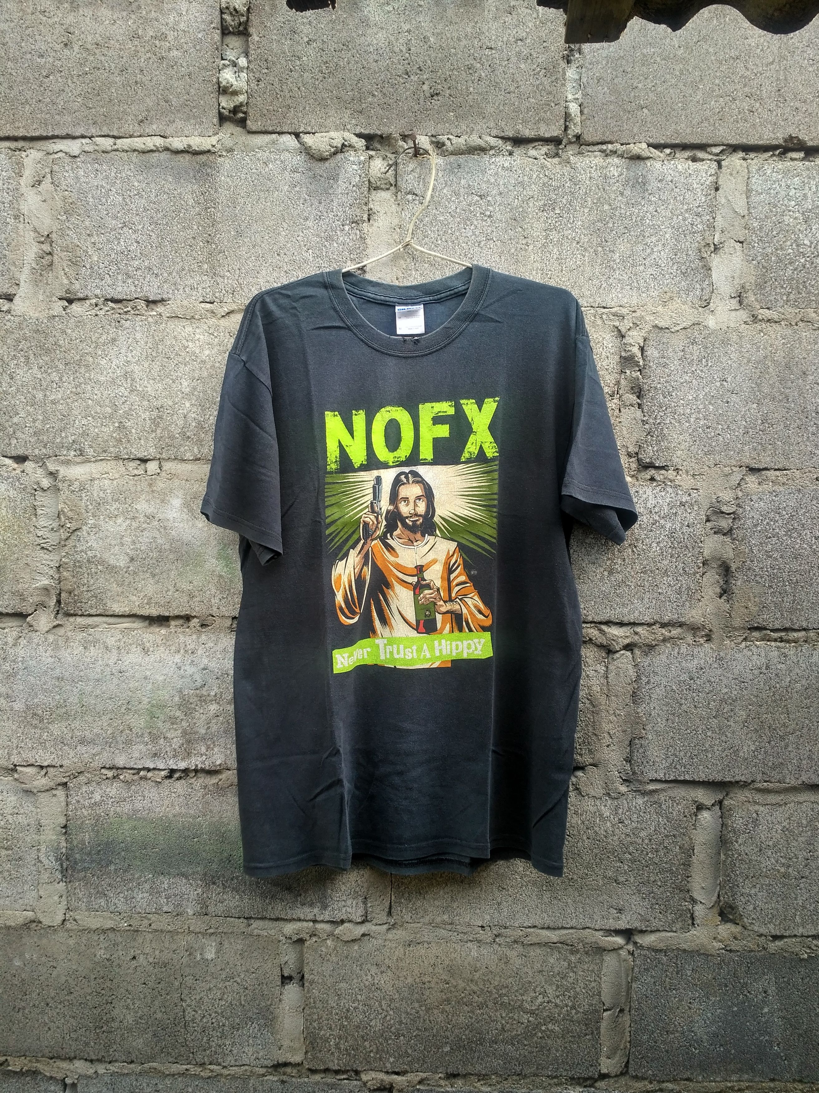 Band Tees Vintage Band Tees Punk NOFX - Never Trust a Hippy Size US M / EU 48-50 / 2 - 1 Thumbnail