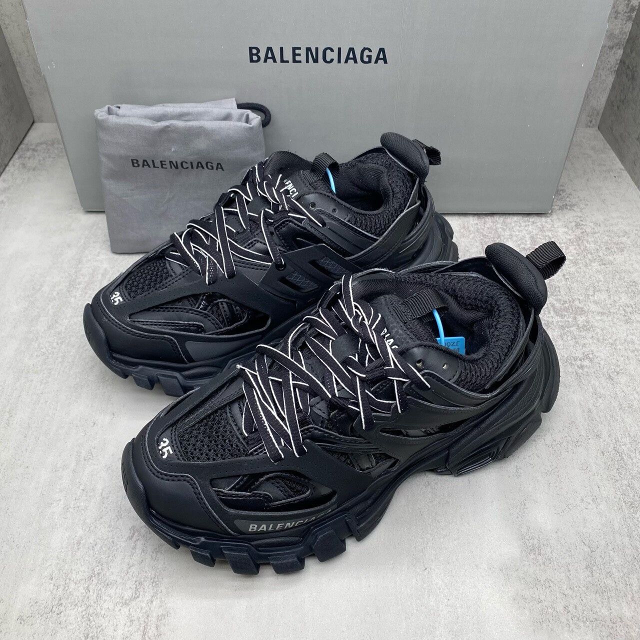 Balenciaga Balenciaga Track Black Sneakers Size 35 Size US 5 / EU 37 - 1 Thumbnail