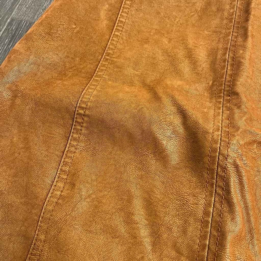 Free People Camel Color Free People Mini Skirt Size 30" / US 8 / IT 44 - 2 Thumbnail
