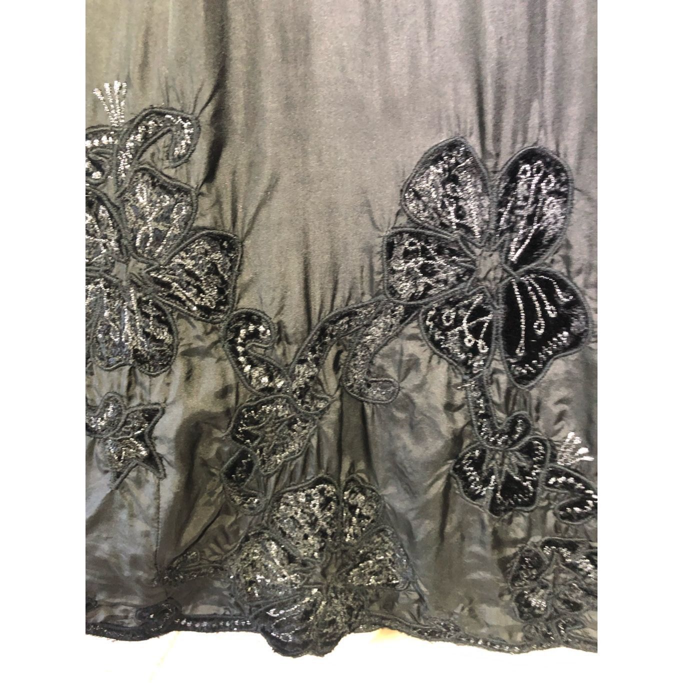 Chicos Chico’s Women’s Black Elegant Knee Length Silk Floral Embroi Size 38" / US 16 / IT 52 - 4 Thumbnail