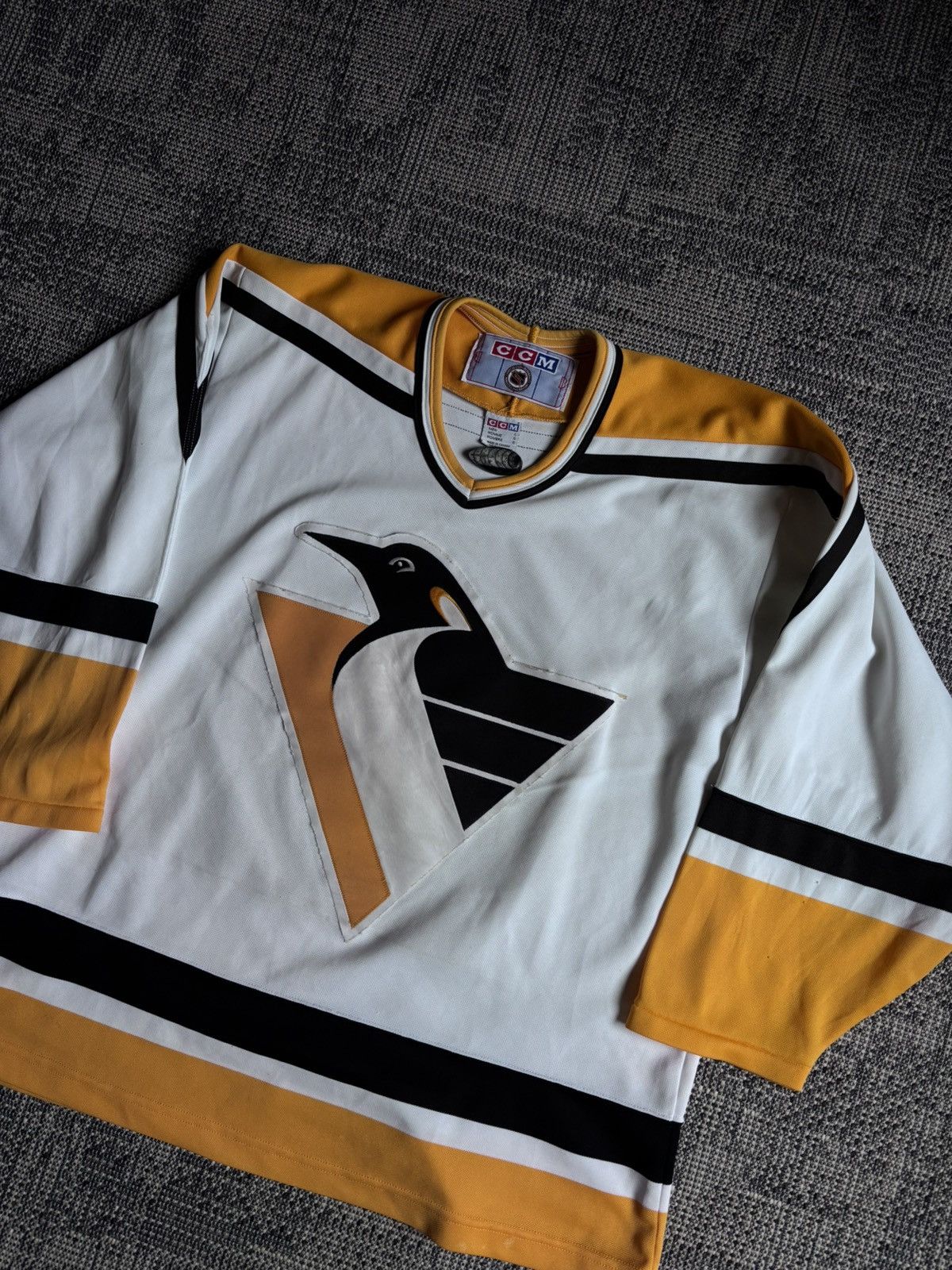 Ccm Vintage 90s CCM Pittsburgh Penguins "Robopen" NHL Jersey Size US M / EU 48-50 / 2 - 2 Thumbnail