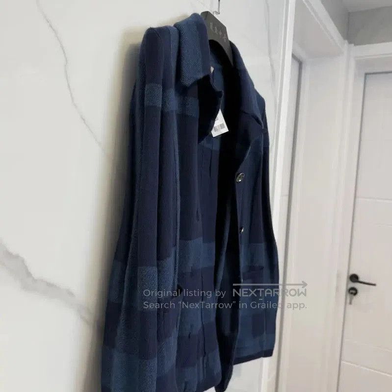 Burberry Burberry Men's Long Sleeve Cardigan in Dark Blue. Size US M / EU 48-50 / 2 - 3 Thumbnail