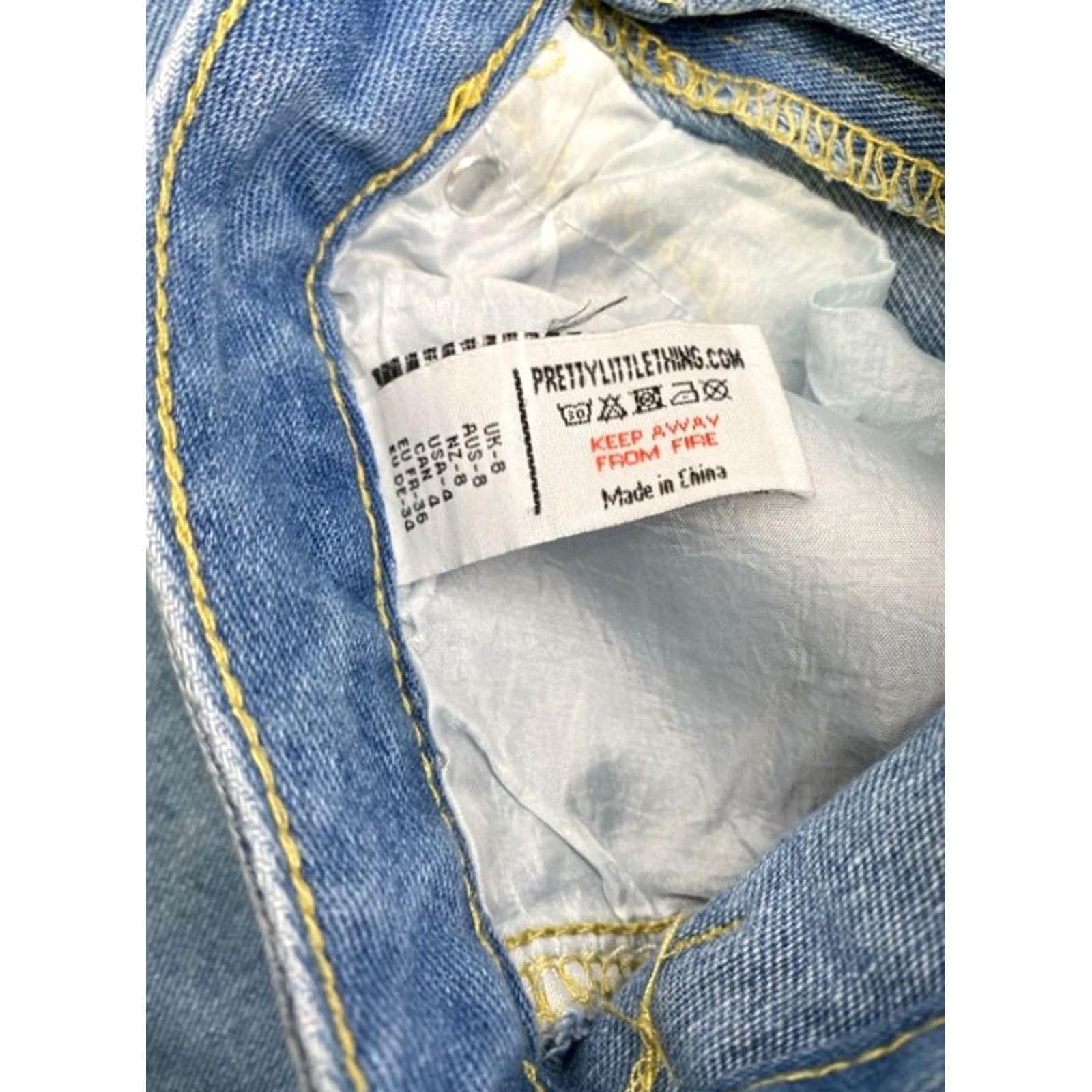 PrettyLittleThing NWT Pretty Little Things Jeans Turnup Mom Women's 8 Blue Denim 28 Inseam 30" 5-Pocket Rise 12.5" Cotton Spandex Regular 5746 Size 30" / US 8 / IT 44 - 5 Thumbnail