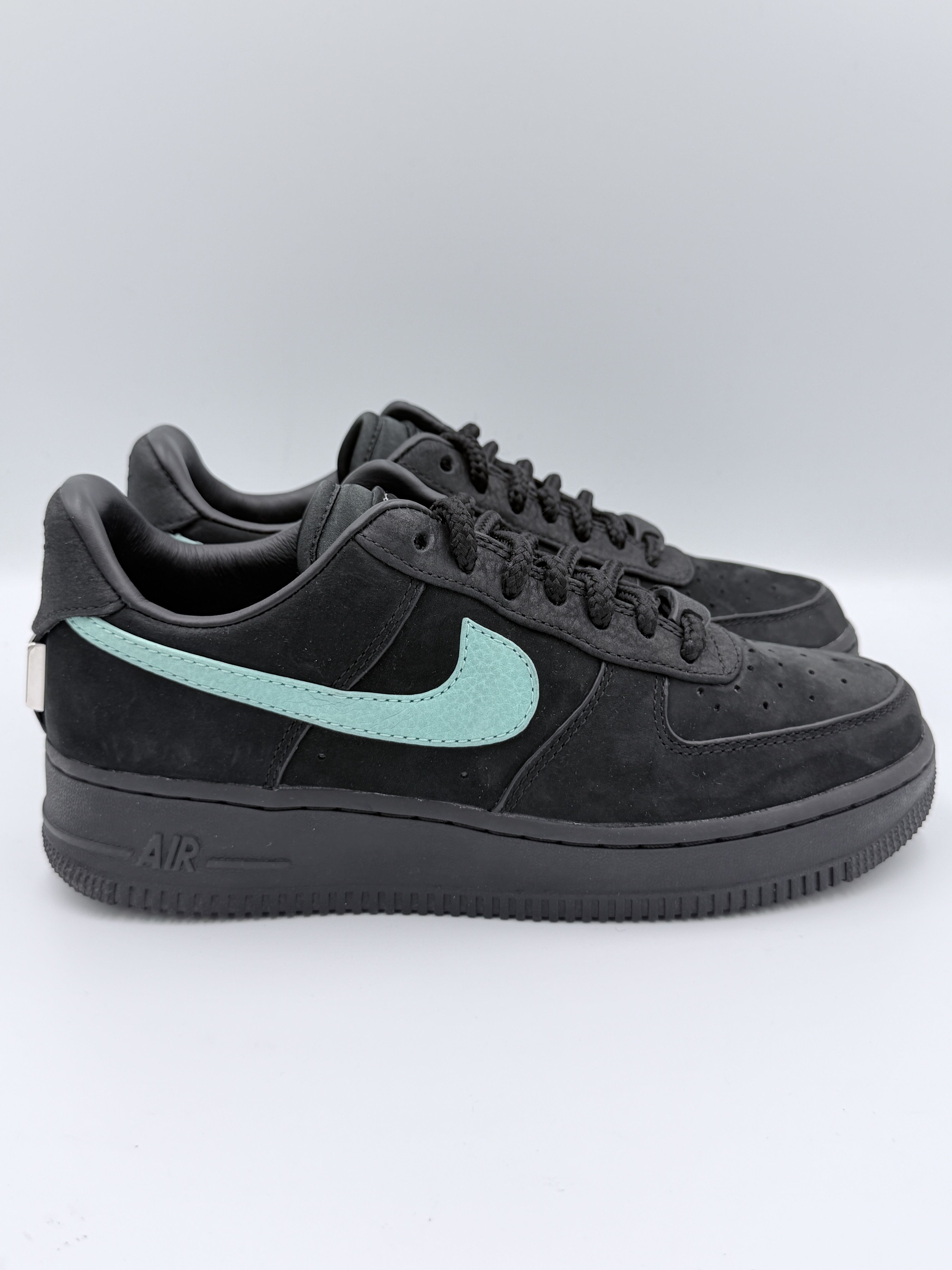Nike × Tiffany & Co. Tiffany & Co. Nike Air Force 1 Low 1837 Black Blue Size US 6 / EU 39 - 2 Thumbnail