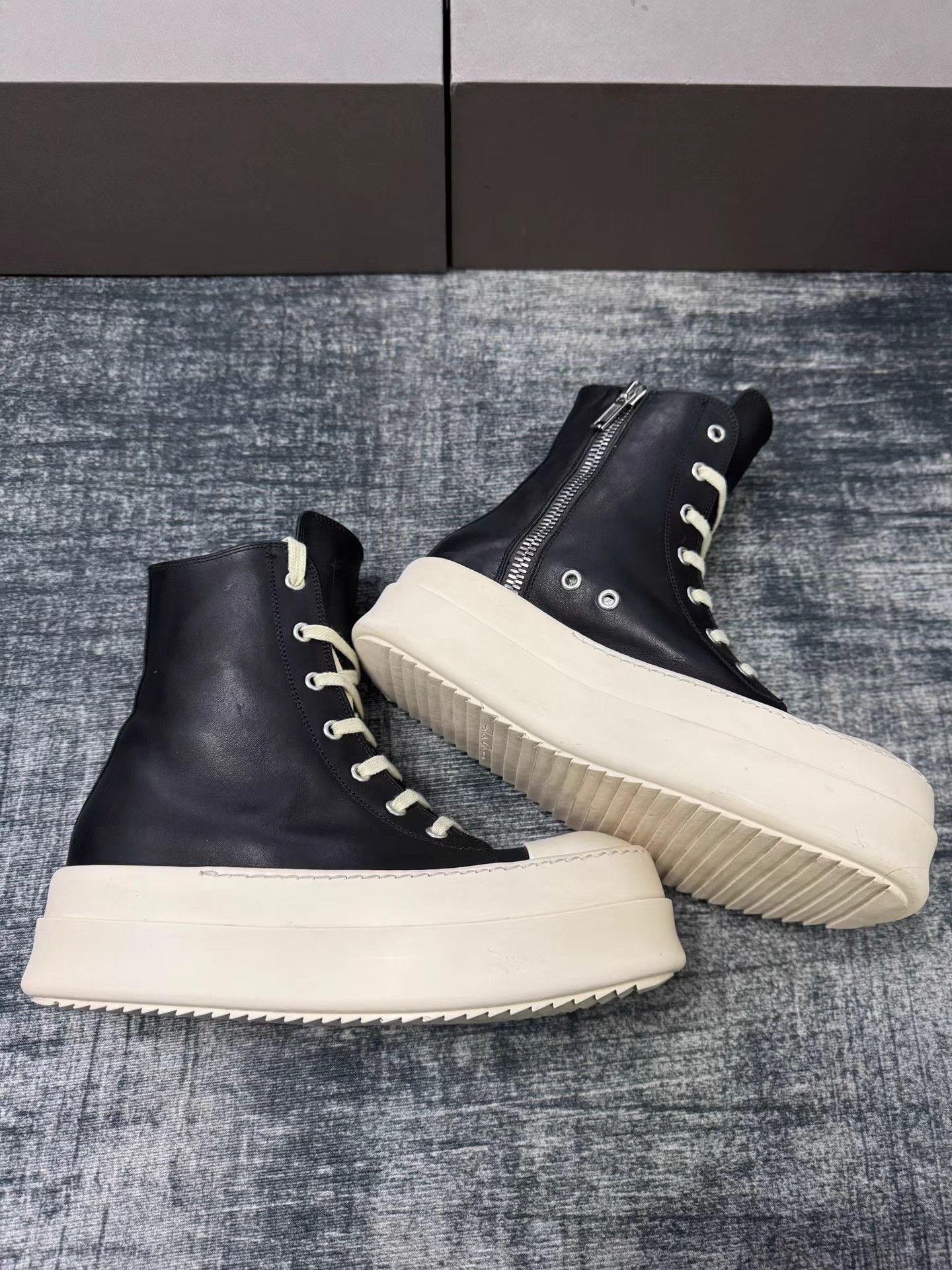 Rick Owens Rick Owens Mainline Thick Sole High Top "Big Converse" Size US 8 / IT 38 - 2 Thumbnail