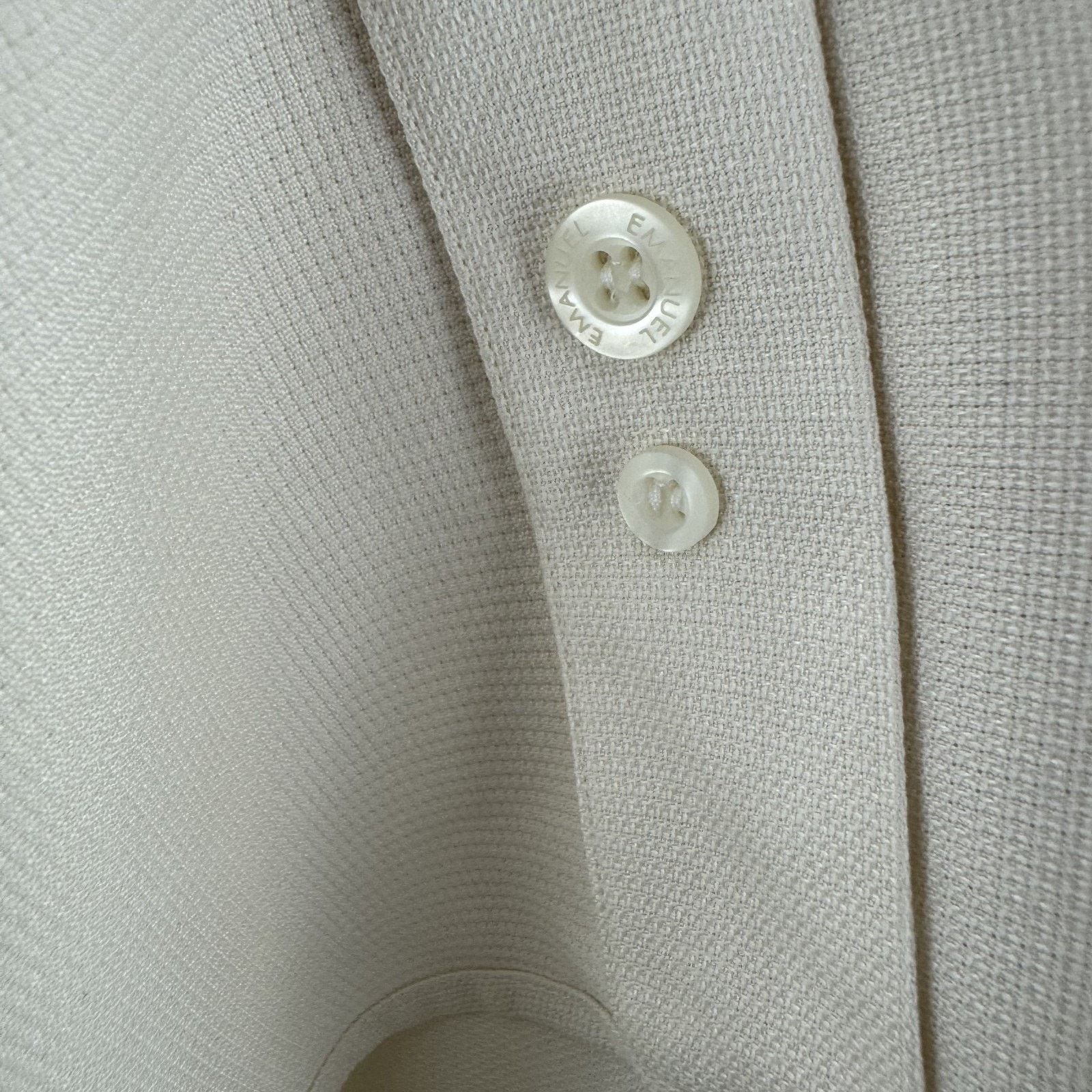 Emanuel Ungaro Emanuel Ungaro Men's XXL 100% Silk Dress Shirt Size US XXL / EU 58 / 5 - 10 Thumbnail