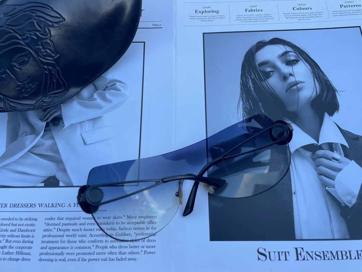 Versace Versace vintage mask sunglasses mod 2036 Size ONE SIZE - 13 Thumbnail