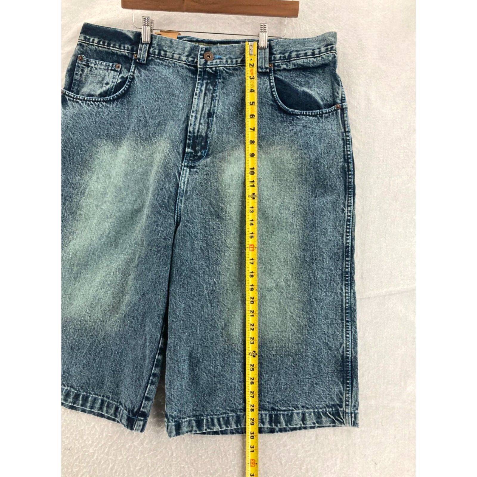 Vintage VINTAGE Bluff Urban Bermuda Shorts Mens 42 Blue Denim Acid Wash Cotton NWT Size US 42 / EU 58 - 3 Thumbnail