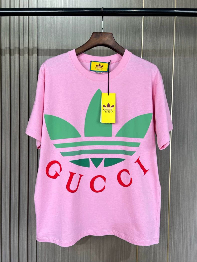 Gucci Gucci Clover co-branded printed letter Logo short sleeve 25 Size XS / US 0-2 / IT 36-38 - 1 Thumbnail