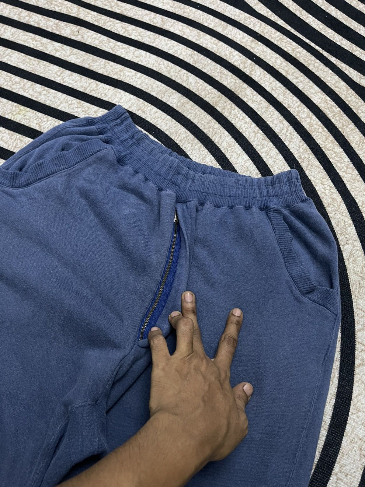 Issey Miyake × Japanese Brand × Vintage 80s ISSEY MIYAKE SWEATPANT RARE DESIGN FADED Size US 32 / EU 48 - 7 Thumbnail
