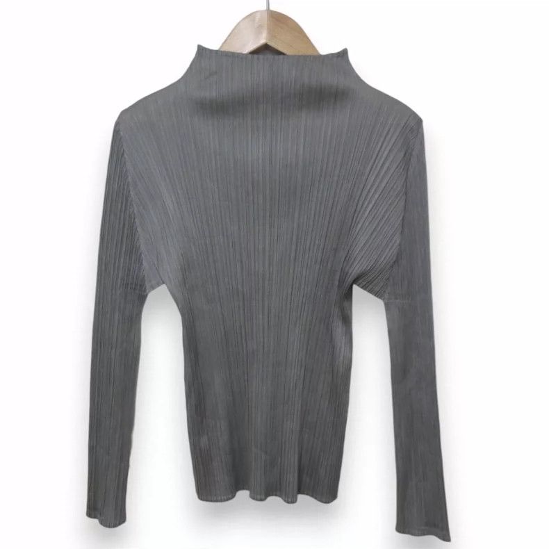 Issey Miyake issey miyake size:3 Grey long sleeves 2505-Nextarrow Size XXS / US 00 / IT 34 - 1 Thumbnail