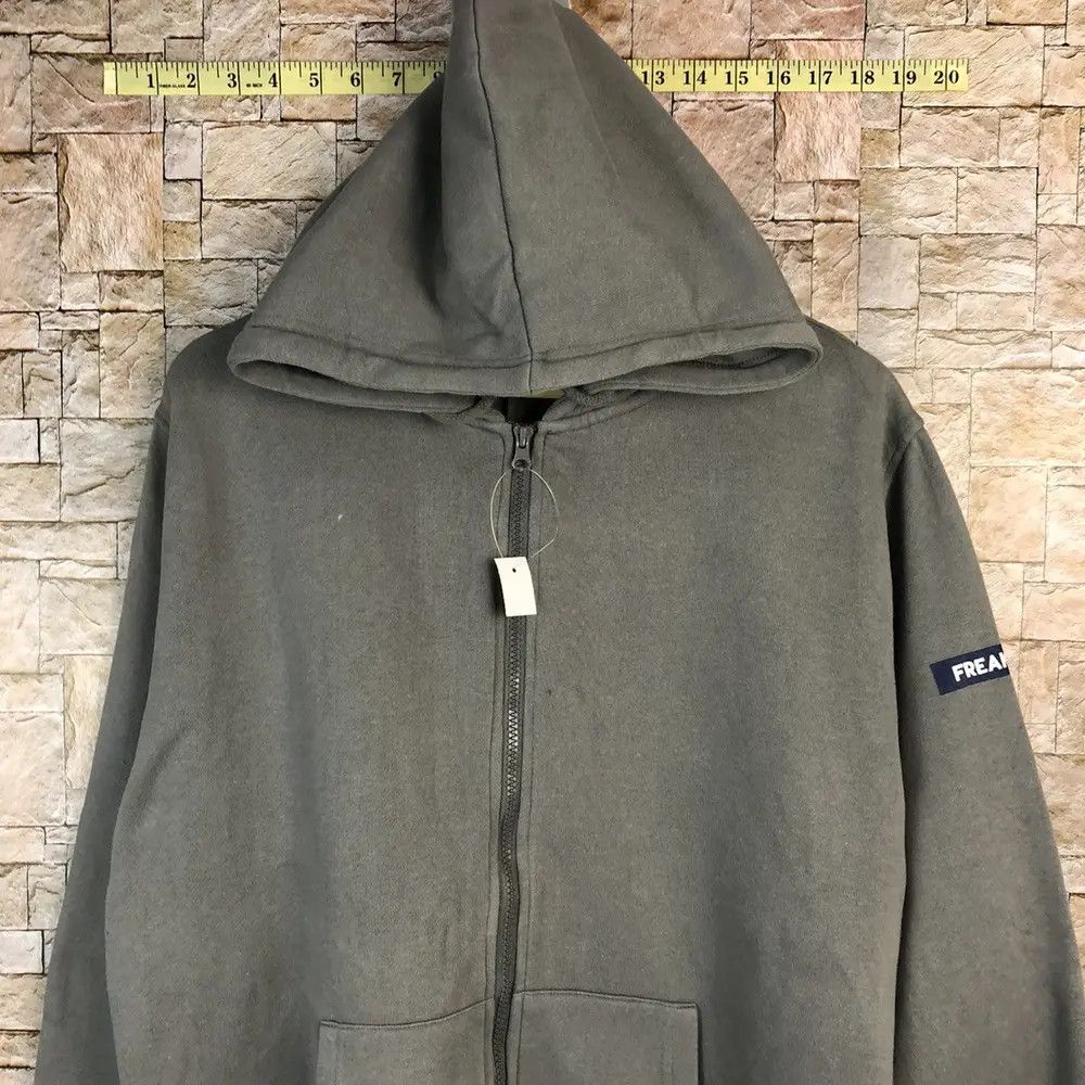 Japanese Brand Marlboro X Freaks Store Grey Hoodie sweatshirt #A830 Size US L / EU 52-54 / 3 - 8 Thumbnail