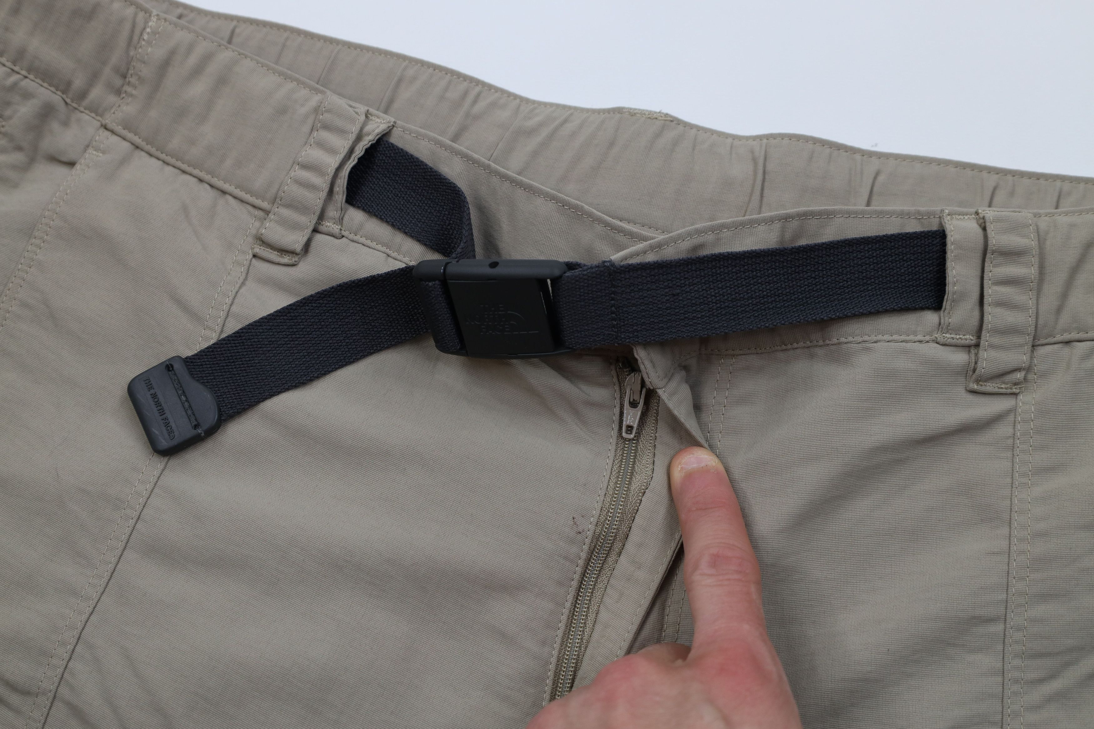 The North Face Vintage The North Face Wide Leg Convertible Cargo Pants Size US 38 / EU 54 - 9 Thumbnail
