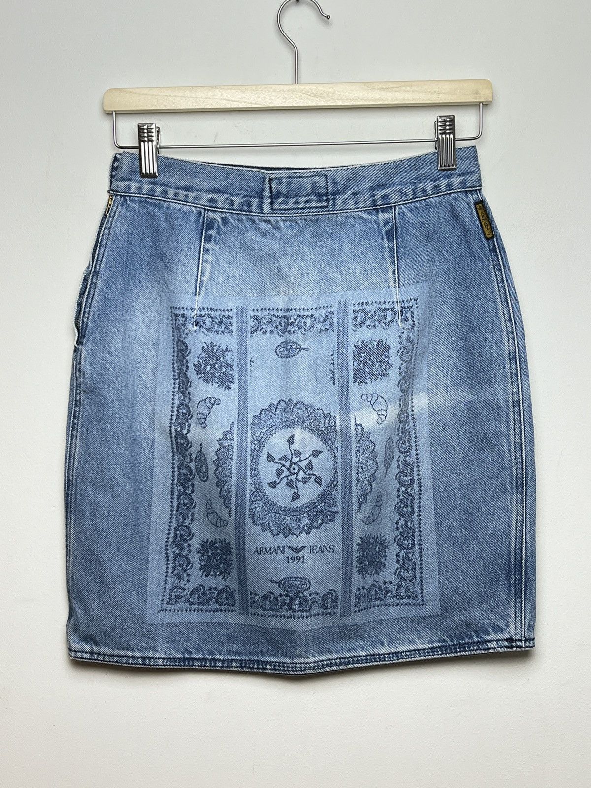 Armani armani shrooms croissants printed denim midi skirt y2k Size 32" / US 10 / IT 46 - 9 Thumbnail