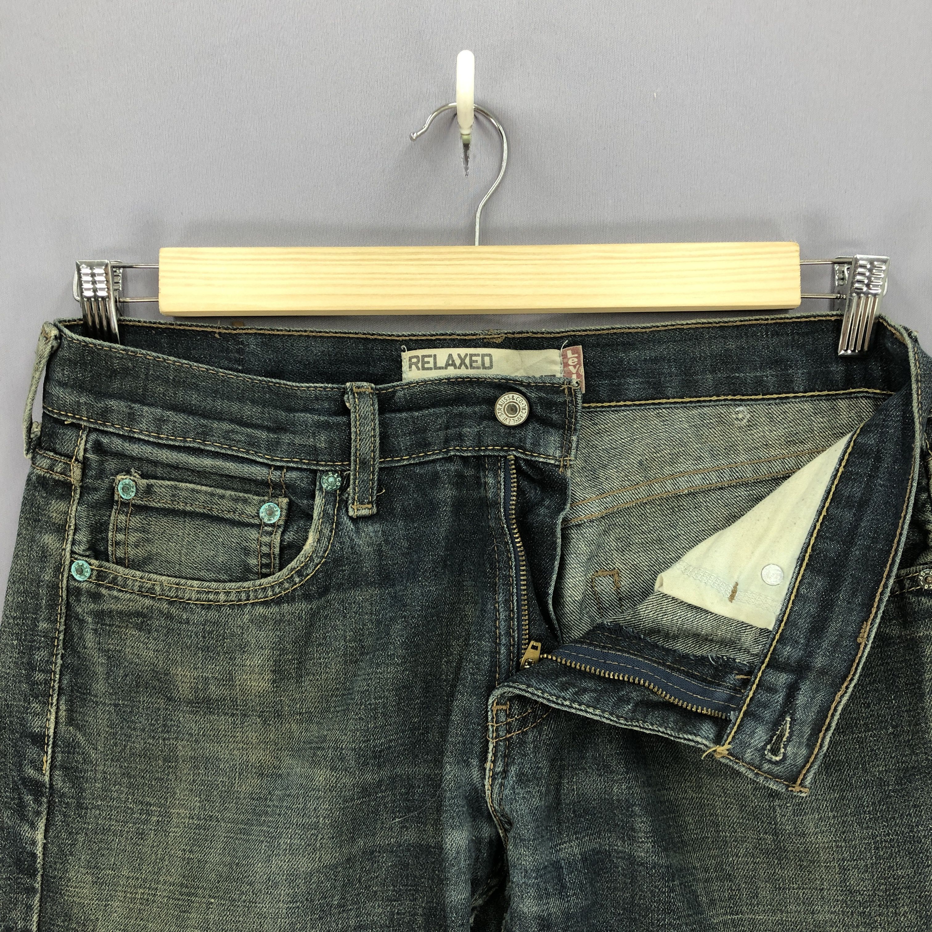 Levi's Vintage Levis Distressed Jeans Mud Wash Levi's Ripped Denim Size US 32 / EU 48 - 6 Thumbnail