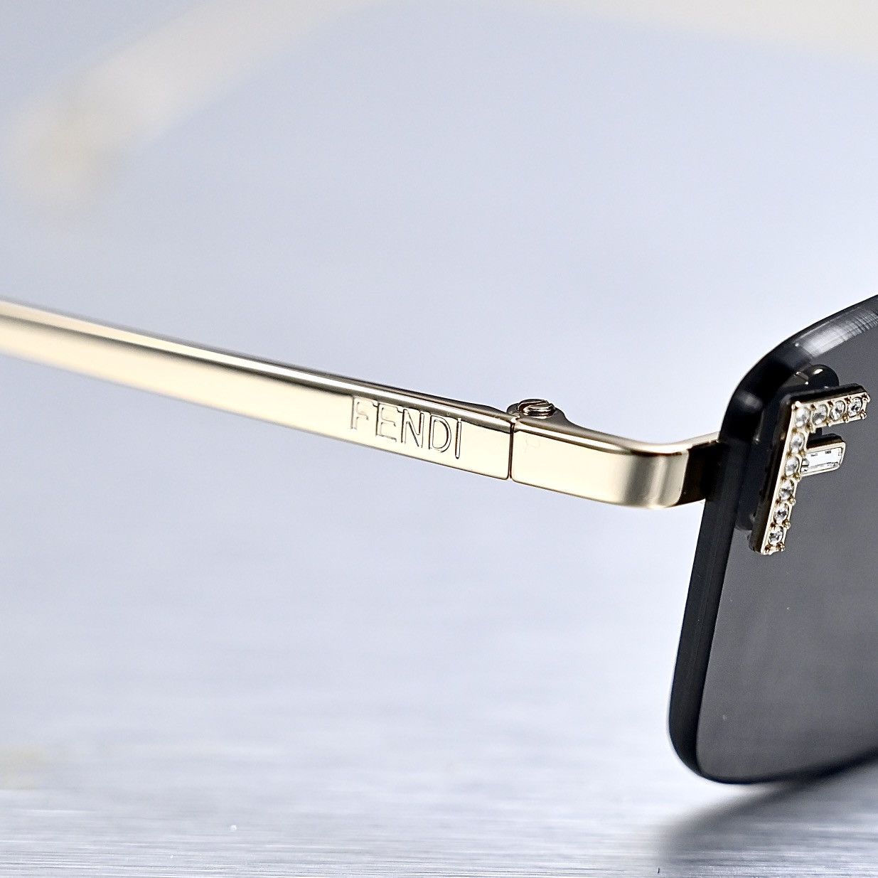 Fendi FENDI FE4172US SUNGLASSES Size ONE SIZE - 5 Thumbnail