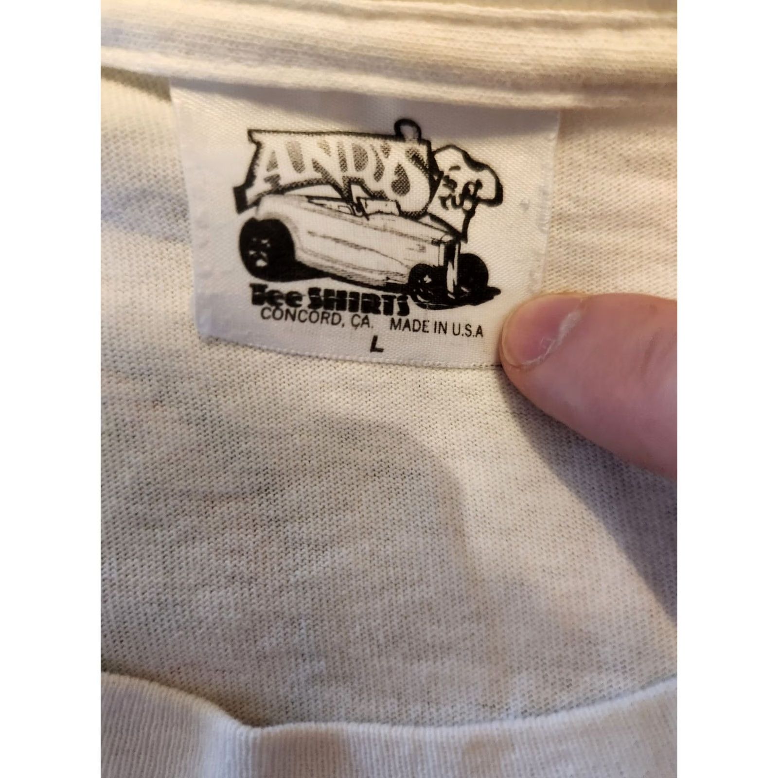 Vintage VINTAGE 1990 Chevrolet Heartbeats Cars White Short Sleeve T-Shirt L Mens 90s Cars Crew Neck Cotton Graphic Print Short Sleeve Size US L / EU 52-54 / 3 - 3 Thumbnail