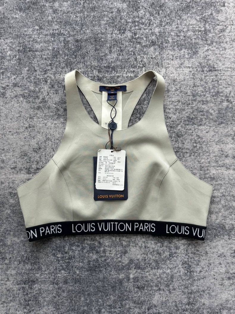 Louis Vuitton Louis Vuitton Alphabet Ribbon Yoga Vest Size XS / US 0-2 / IT 36-38 - 1 Thumbnail