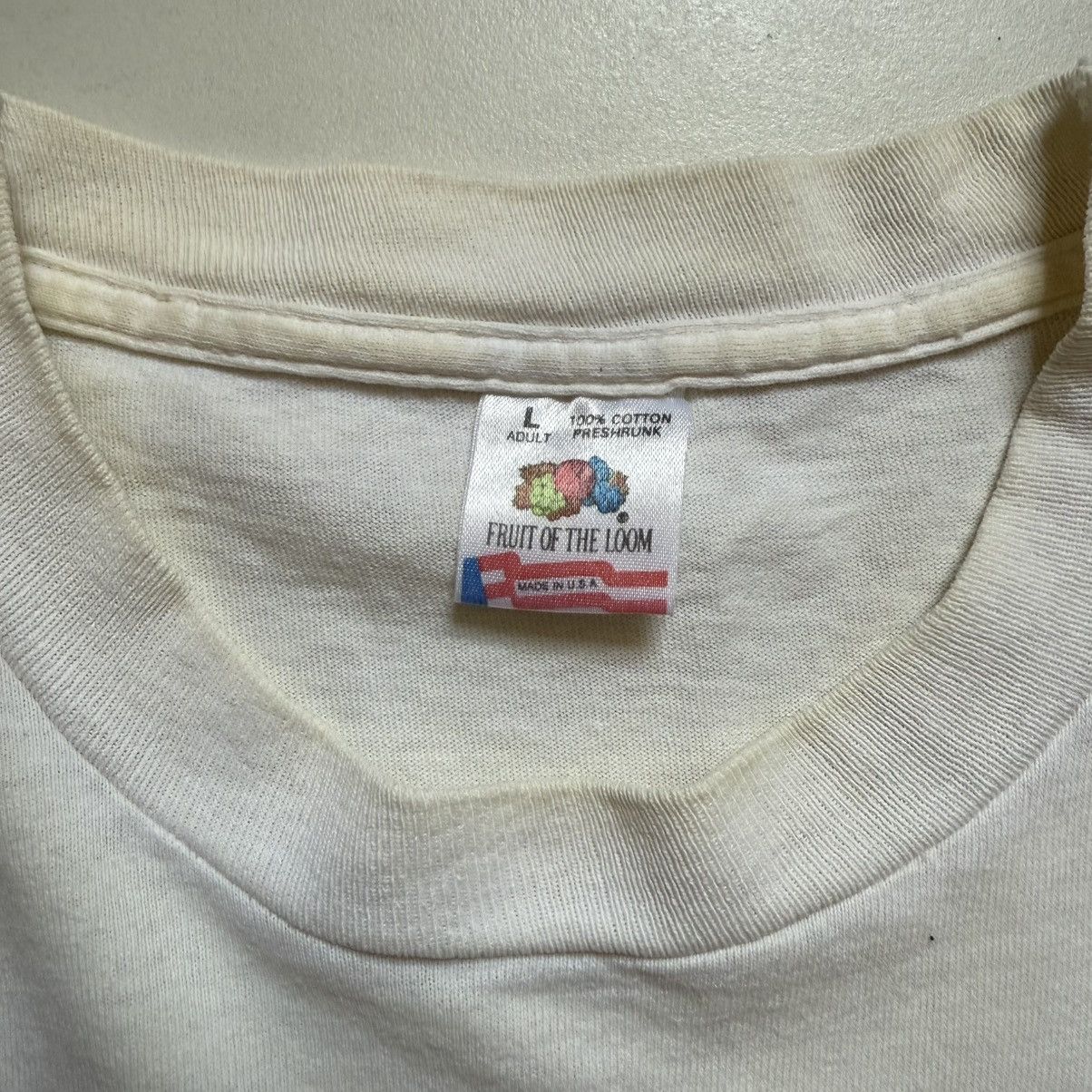 Vintage Vintage 90s Amnesty International T-Shirt Size US L / EU 52-54 / 3 - 6 Thumbnail