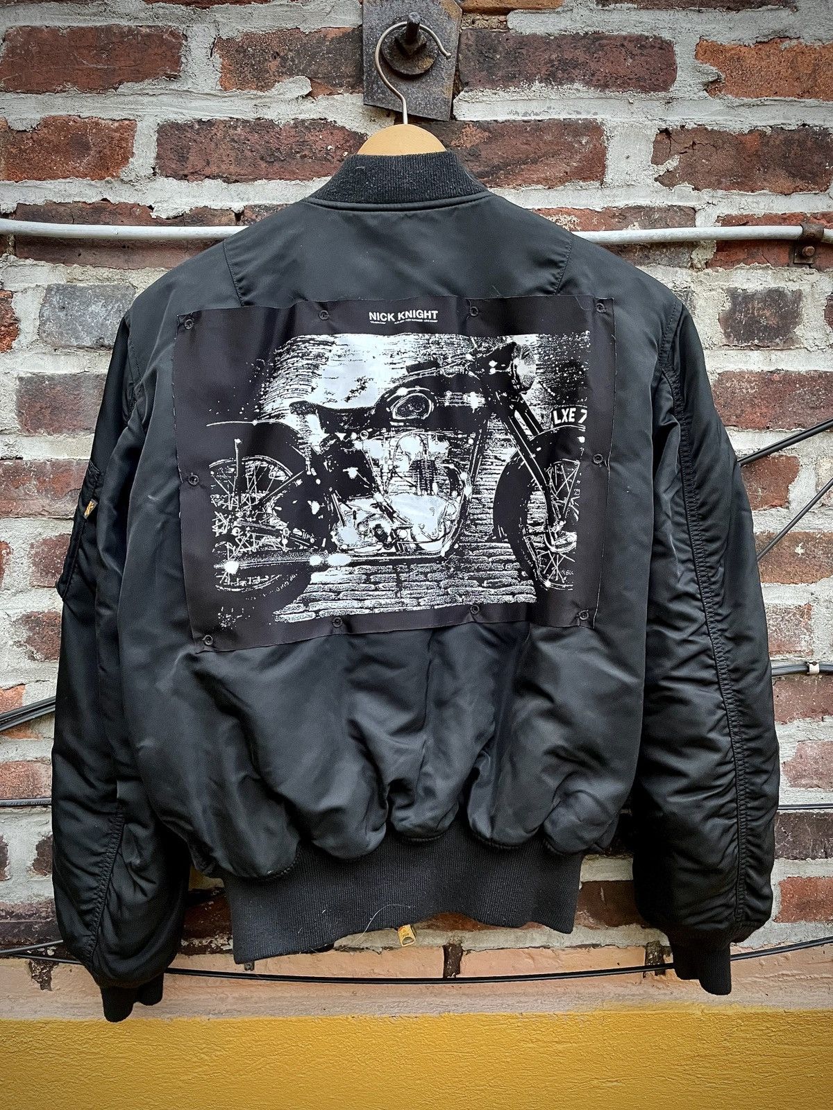 1017 ALYX 9SM × Alpha Industries 1017 Alyx 9SM Triumph Twin Reversible Classic Bomber Jacket Size US L / EU 52-54 / 3 - 3 Thumbnail