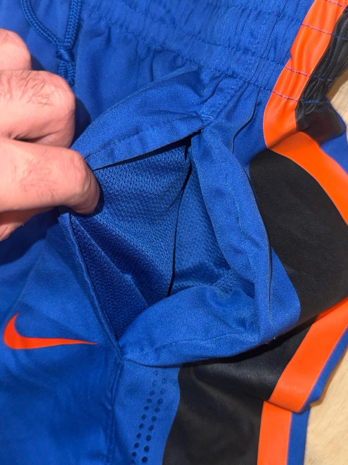Nike Nike Team Issued UF Florida Gators Mens MD Hoop Shorts Size US 32 / EU 48 - 2 Thumbnail