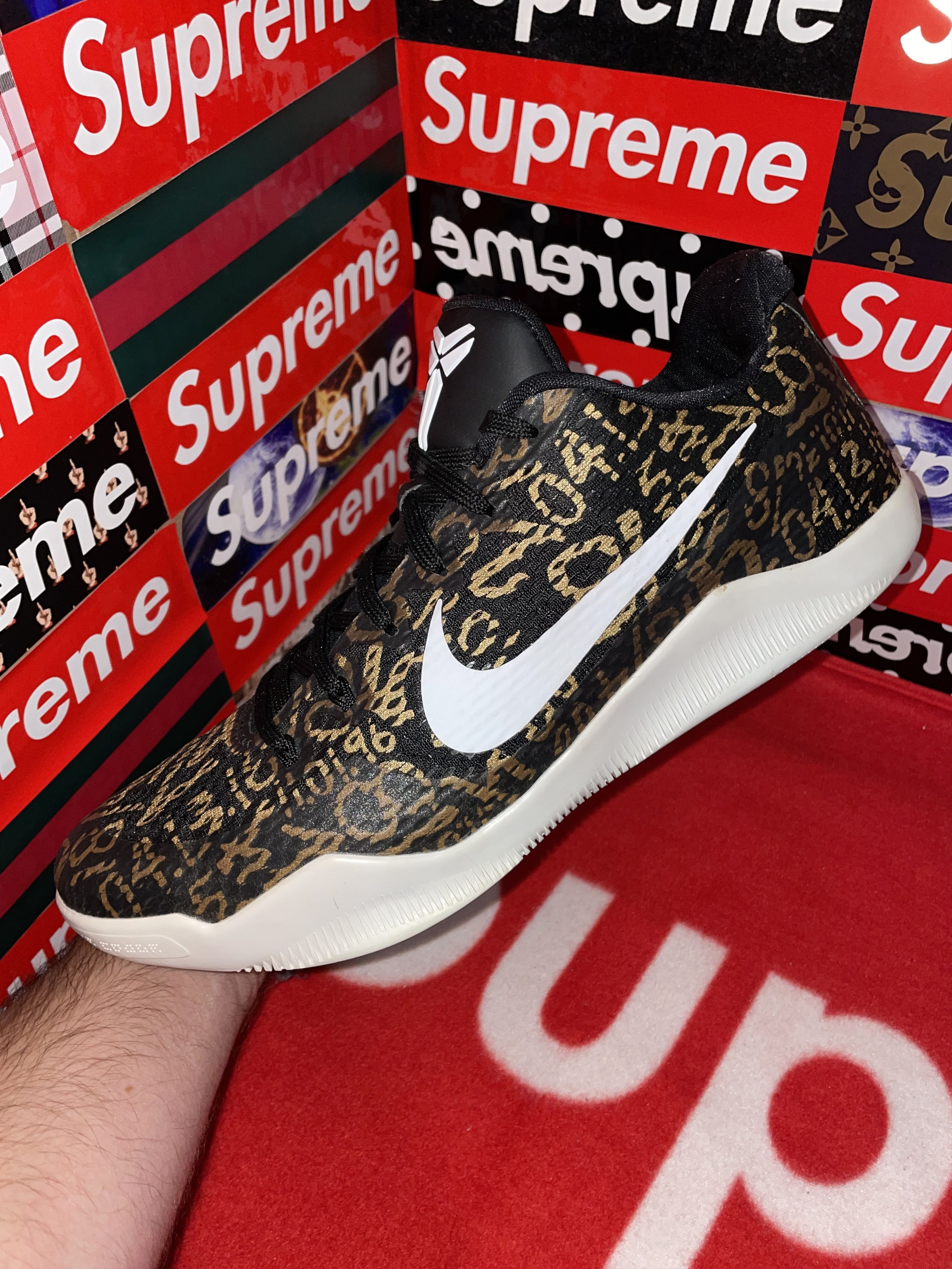 Nike Nike Kobe 11 ID “Mamba Day” nikeID 865773-992 size 12 VNDS Size US 12 / EU 45 - 6 Thumbnail