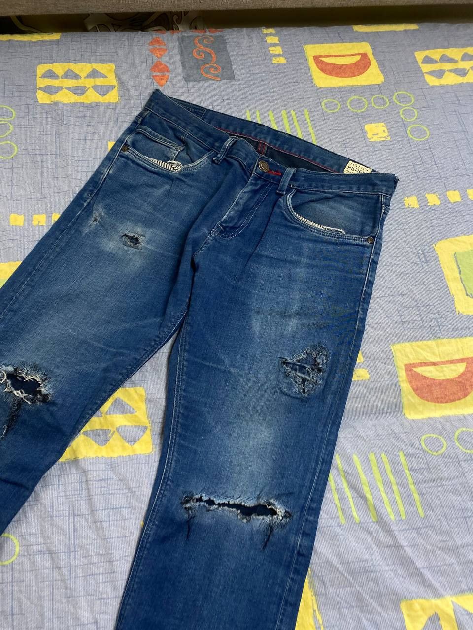 Tommy Hilfiger Y2k distressed Tommy Hilfiger jeans Size US 33 - 3 Thumbnail