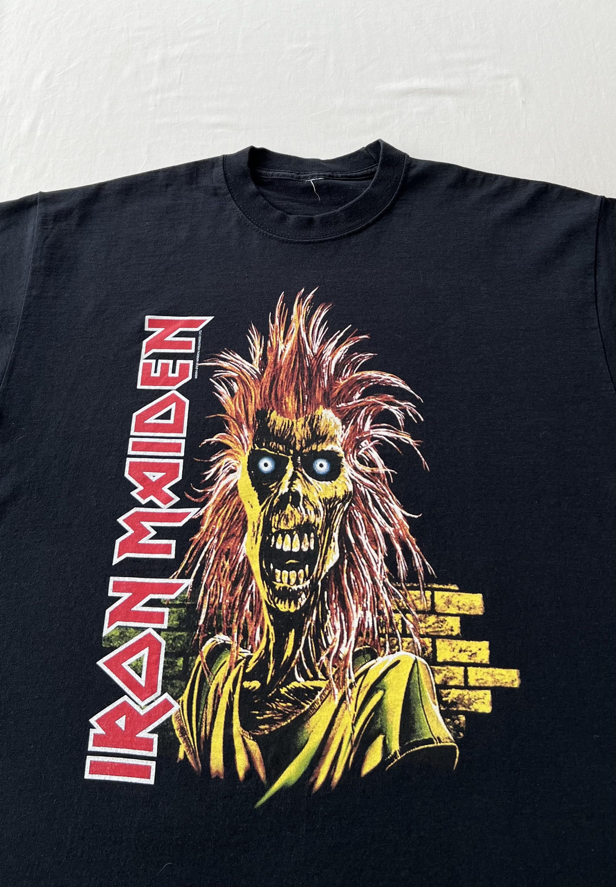 Band Tees Vintage 2004 Iron Maiden Black T-shirt Size US L / EU 52-54 / 3 - 4 Thumbnail