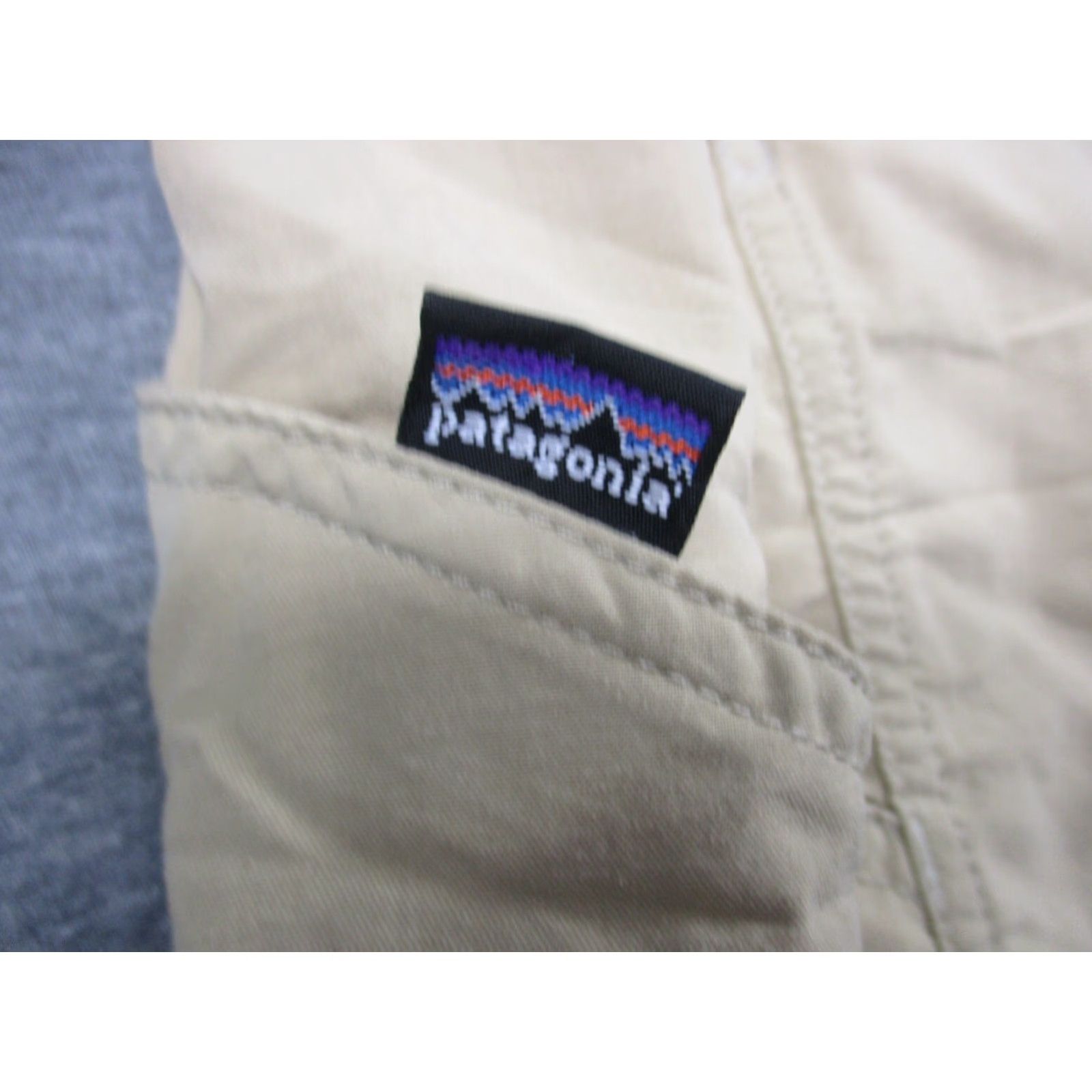 Patagonia Patagonia Belted Trail Shorts Medium Beige Nylon Cargo Outdoor Hiking Camping Mens Regular M Beige Logo Vintage: No Size US 31 - 6 Thumbnail